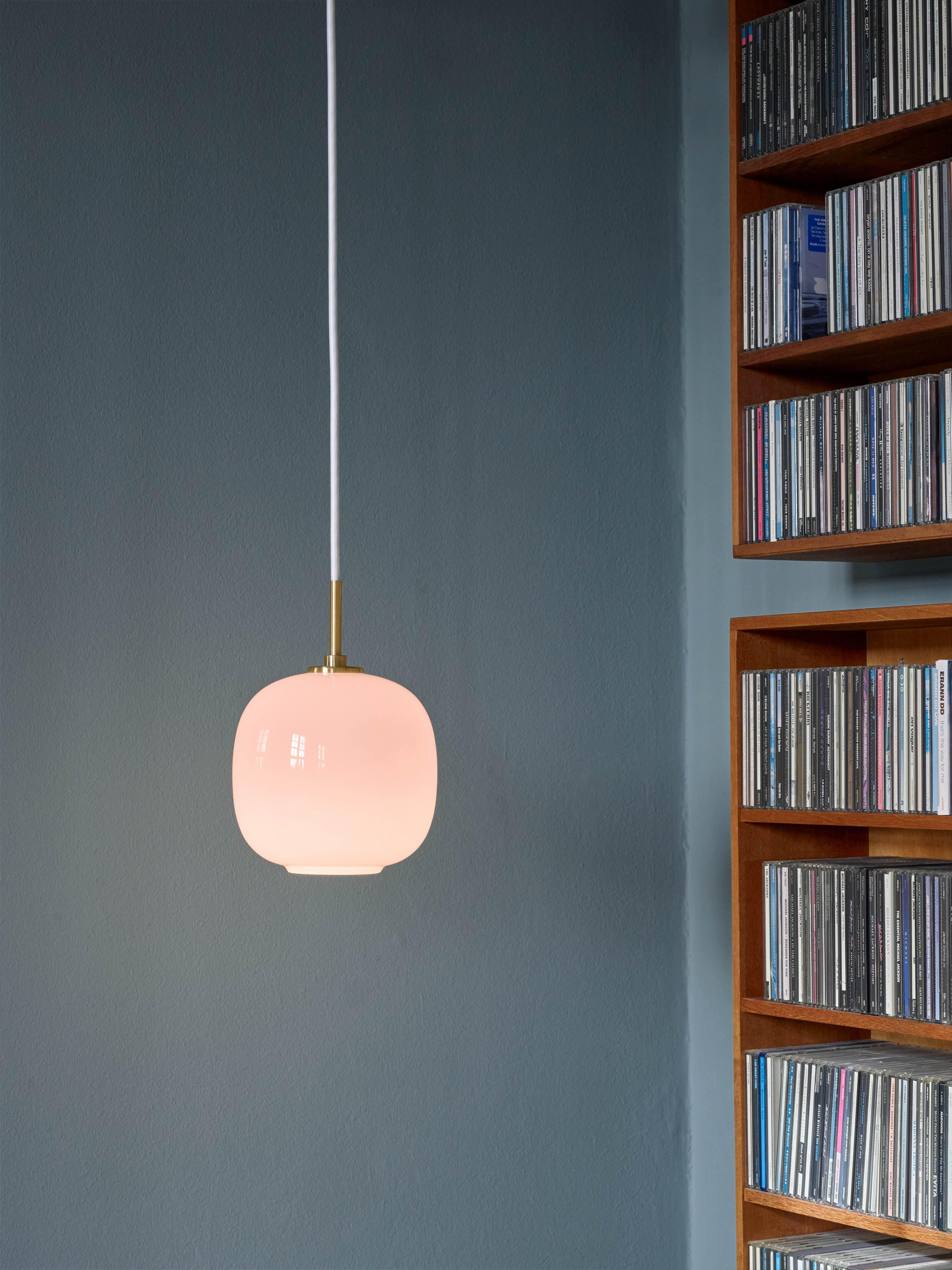 Ciondolo grande Vilhelm Lauritzen VL45 'Radiohus' in rosa pallido per Louis Poulsen in vendita 1