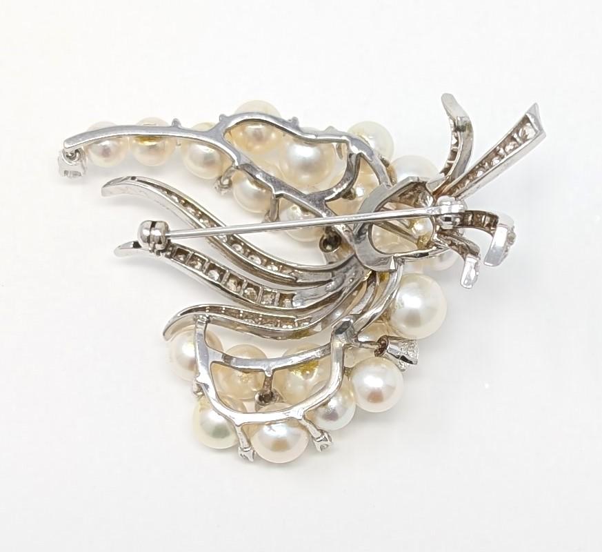 Large Vintage 14k Akoya Pearl & Diamond Brooch Pin Floral Spray Solid White Gold In Good Condition For Sale In Greer, SC