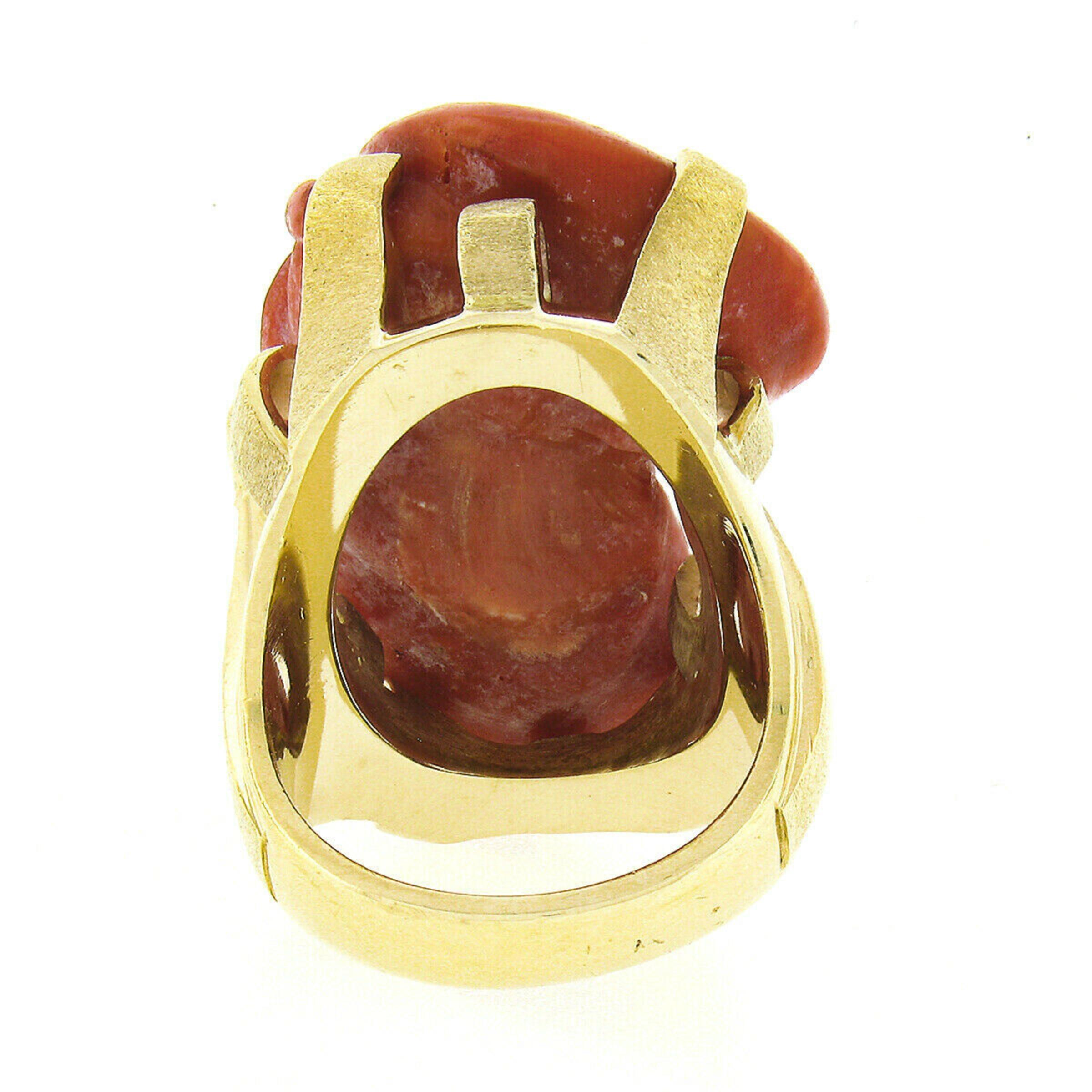 Großer großer Vintage 14k Gold GIA nicht gefärbt Koralle geschnitzt Damen Gesicht Kamee Statement-Ring im Angebot 5