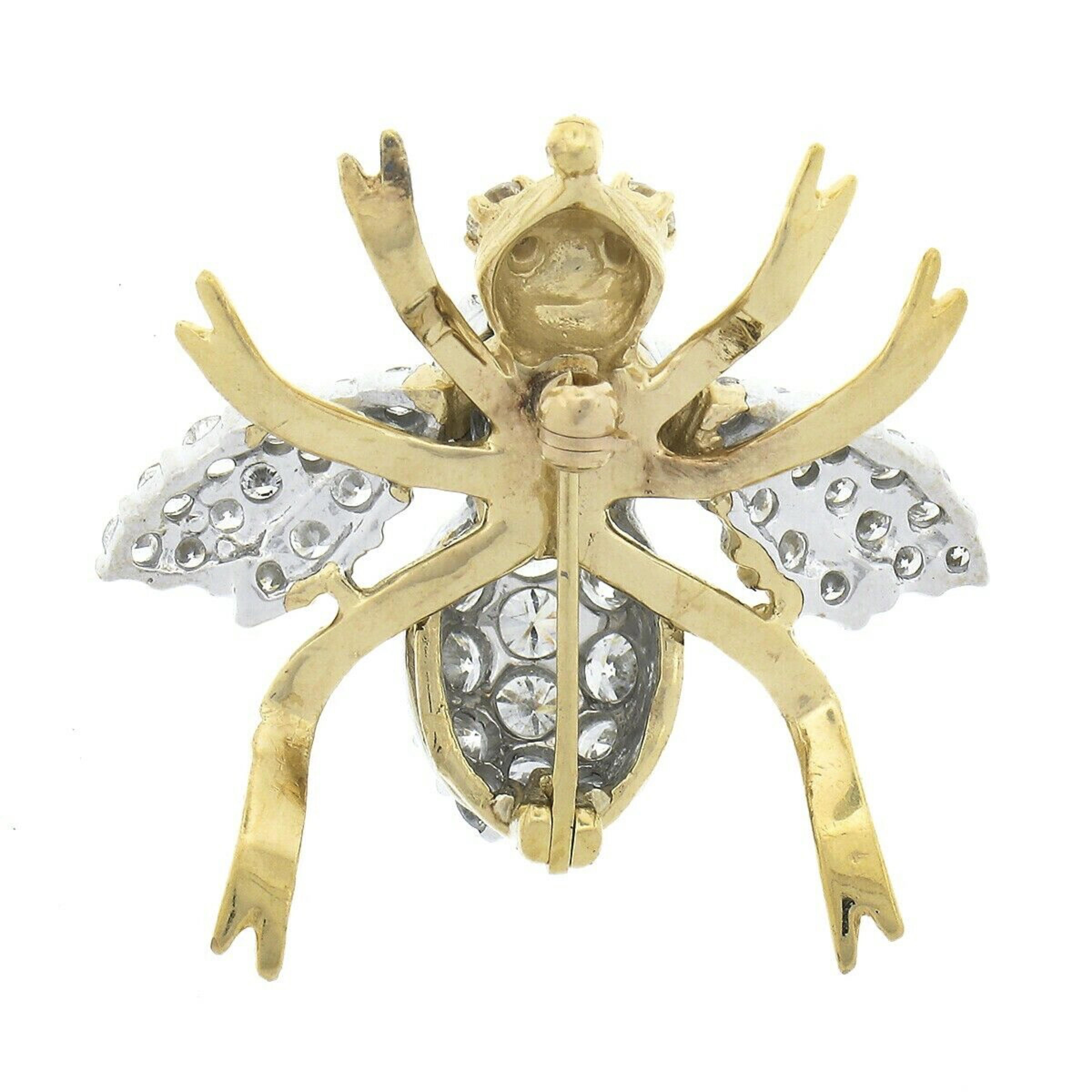 Taille ronde Grande broche vintage en or 14 carats TT recouverte d'un diamant rond de 3,0 carats incrustée d'une tige d'abeille et d'une broche papillon en vente