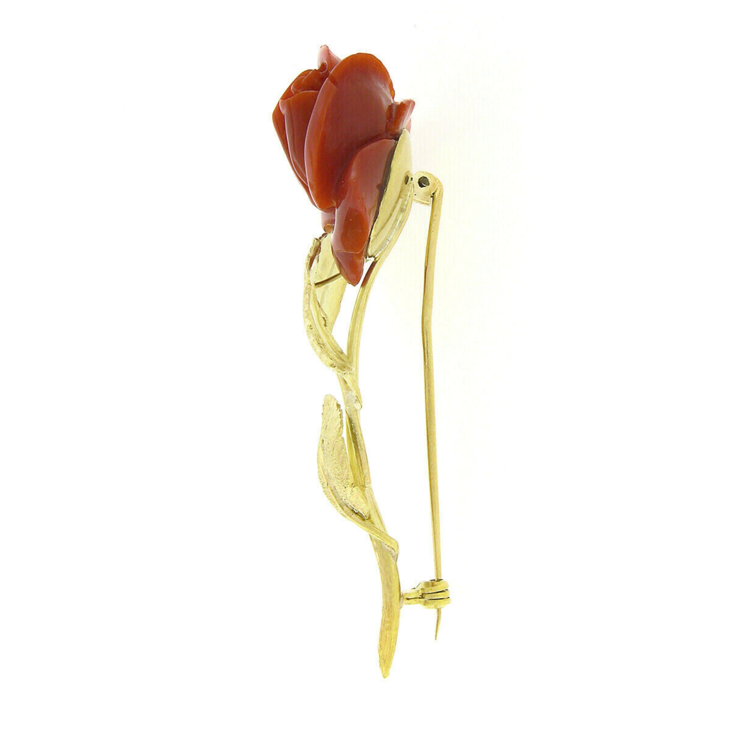 Taille rose Grande broche vintage en or 18 carats GIA sculptée d'une fleur de corail rose de couleur sang de bœuf en vente