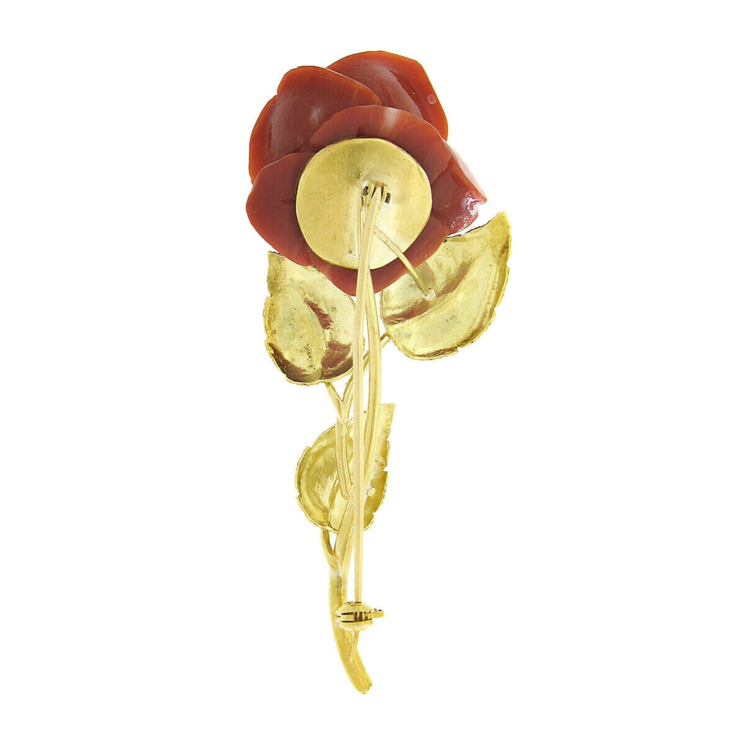 Grande broche vintage en or 18 carats GIA sculptée d'une fleur de corail rose de couleur sang de bœuf Pour femmes en vente