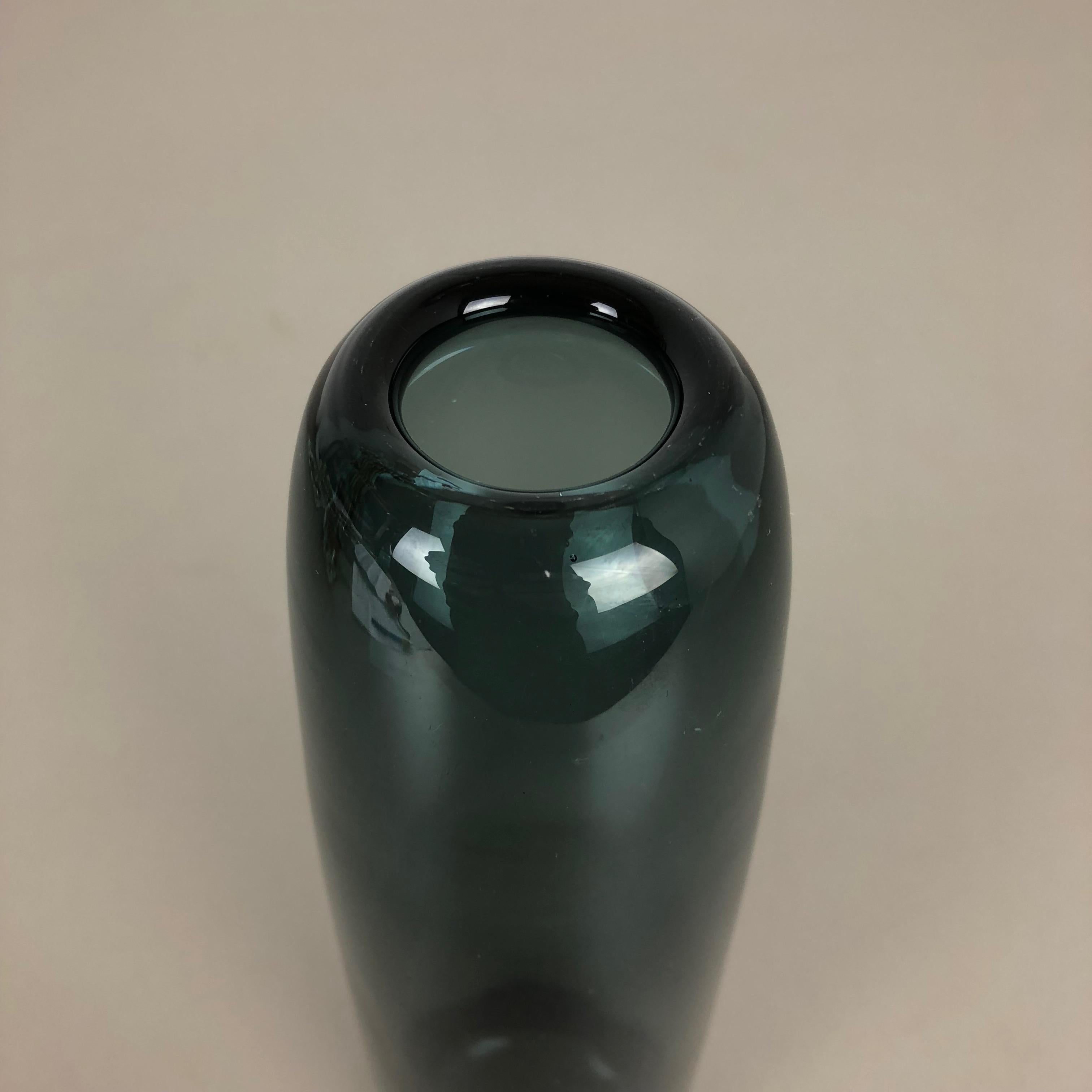 Verre Grand vase turmalin vintage des années 1960 par Wilhelm Wagenfeld pour WMF, Allemagne Bauhaus en vente