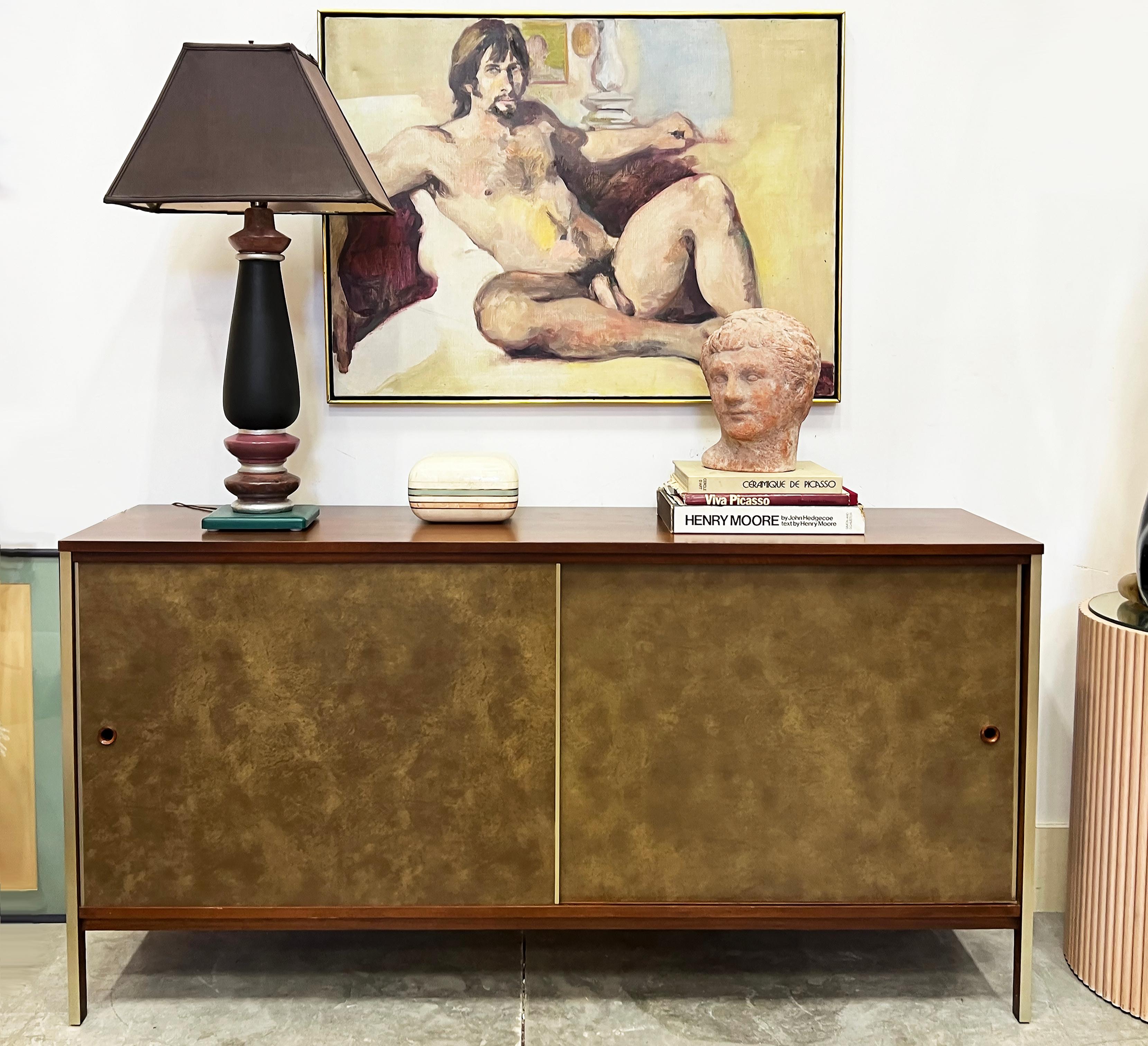 Grande pittura ad olio vintage degli anni '70 di Robert Gable, studio di nudo maschile

In vendita c'è un grande dipinto a olio su tela di Robert Gable, nudo maschile, vintage anni '70. L'artista ha lavorato a New York e alla fine degli anni '70 è