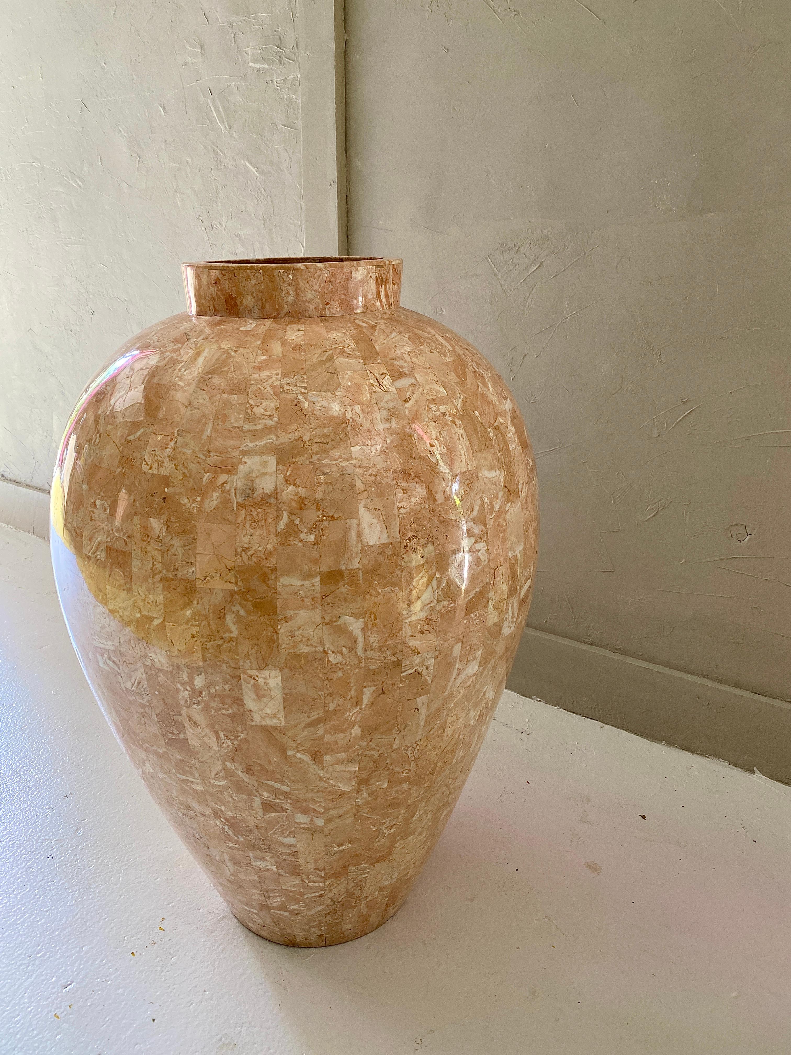 Large Vintage 1980s Maitland Smith Tessellated Stone Vase In Good Condition For Sale In Mount Pleasant, SC