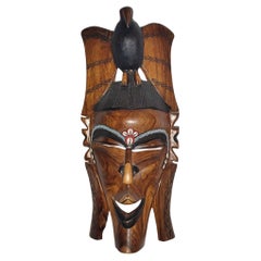 Grand masque mural vintage en bois africain sculpté à la main de 2 pieds de haut