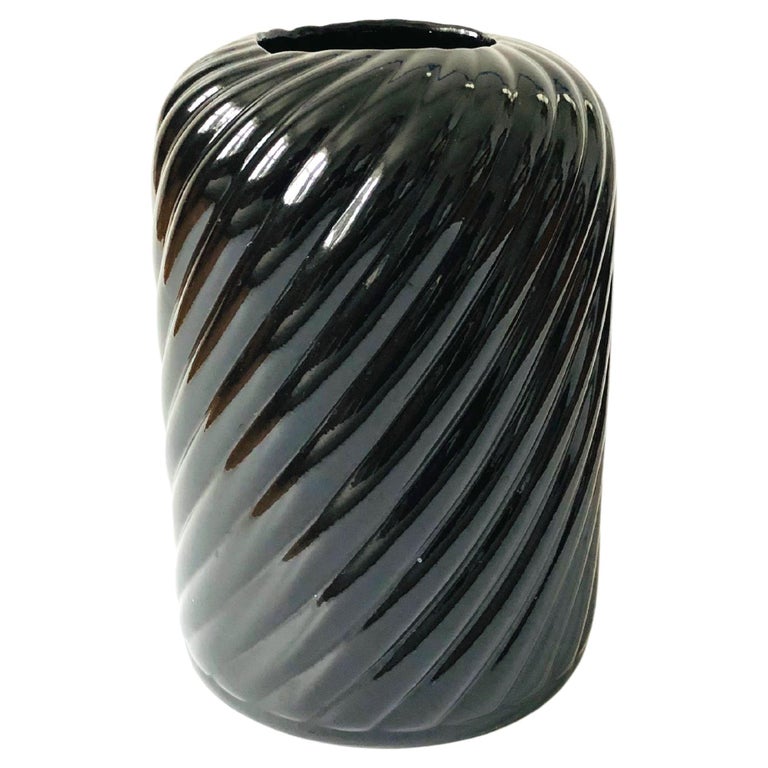 Large Vintage 80s Modern Black Ceramic Swirl Vase For Sale at 1stDibs