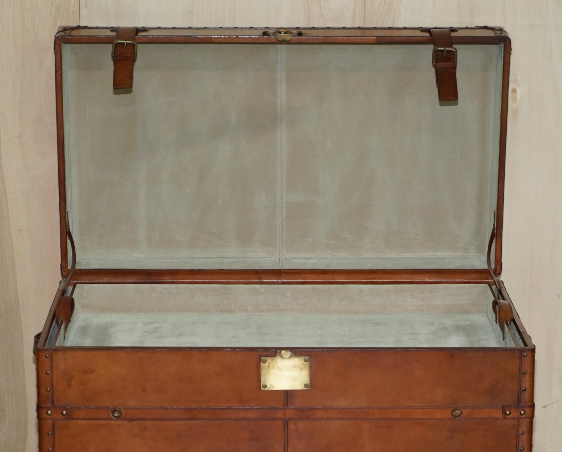 Large Vintage Age Brown Leather Bound Steamer Linen Trunk with Velvet Lining 7