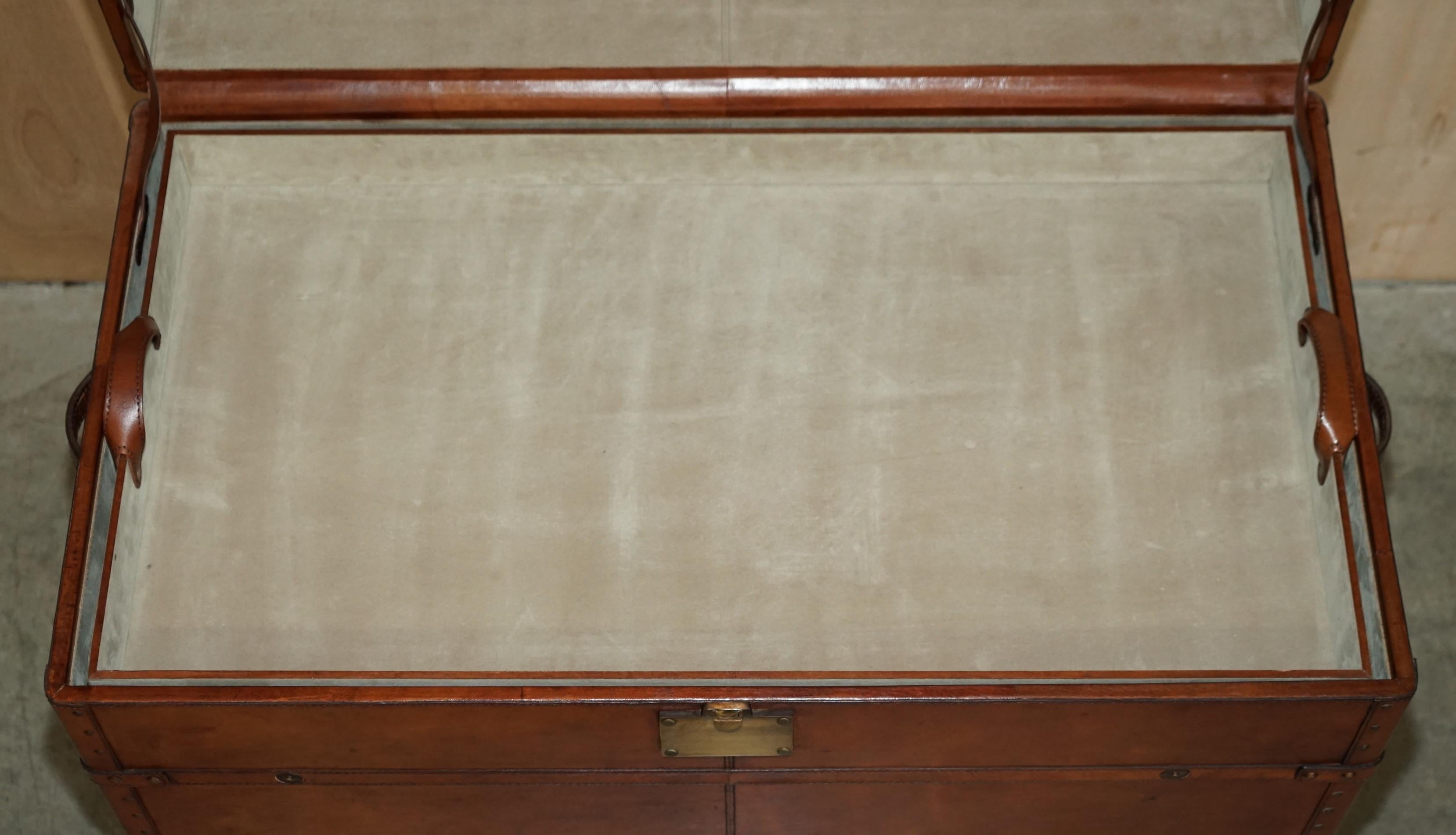 Large Vintage Age Brown Leather Bound Steamer Linen Trunk with Velvet Lining 8