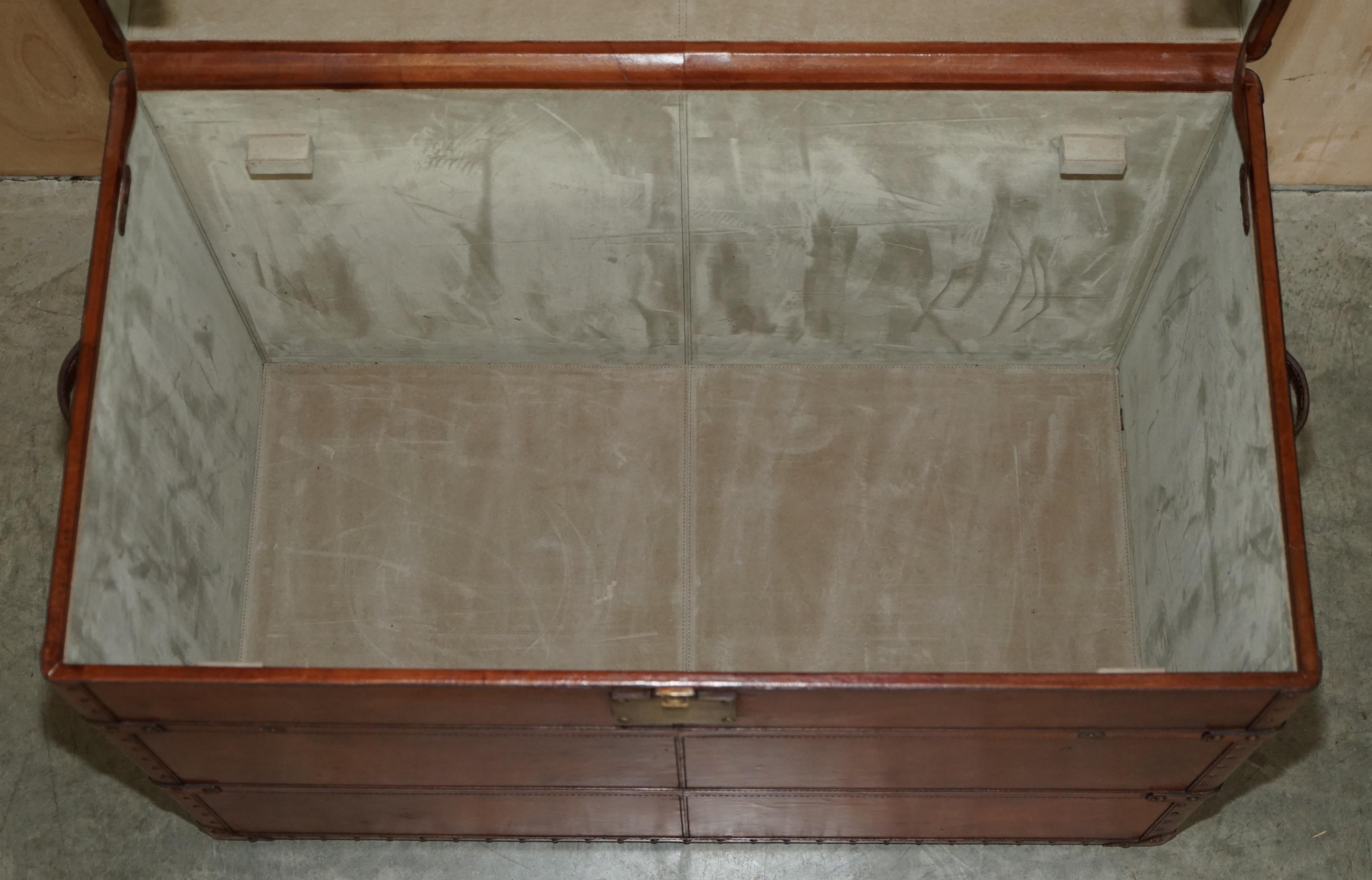 Large Vintage Age Brown Leather Bound Steamer Linen Trunk with Velvet Lining 11