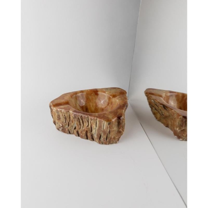 Pierre Grand cendrier vintage en albâtre - fait à la main en pierre, Italie, années 1960 en vente