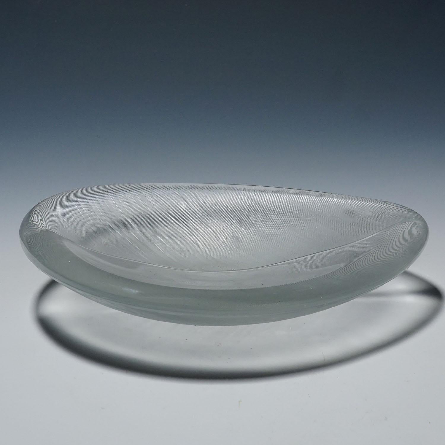 Grand bol en verre d'art Vintage par Tapio Wirkkala pour Iittala 1950s Bon état - En vente à Berghuelen, DE