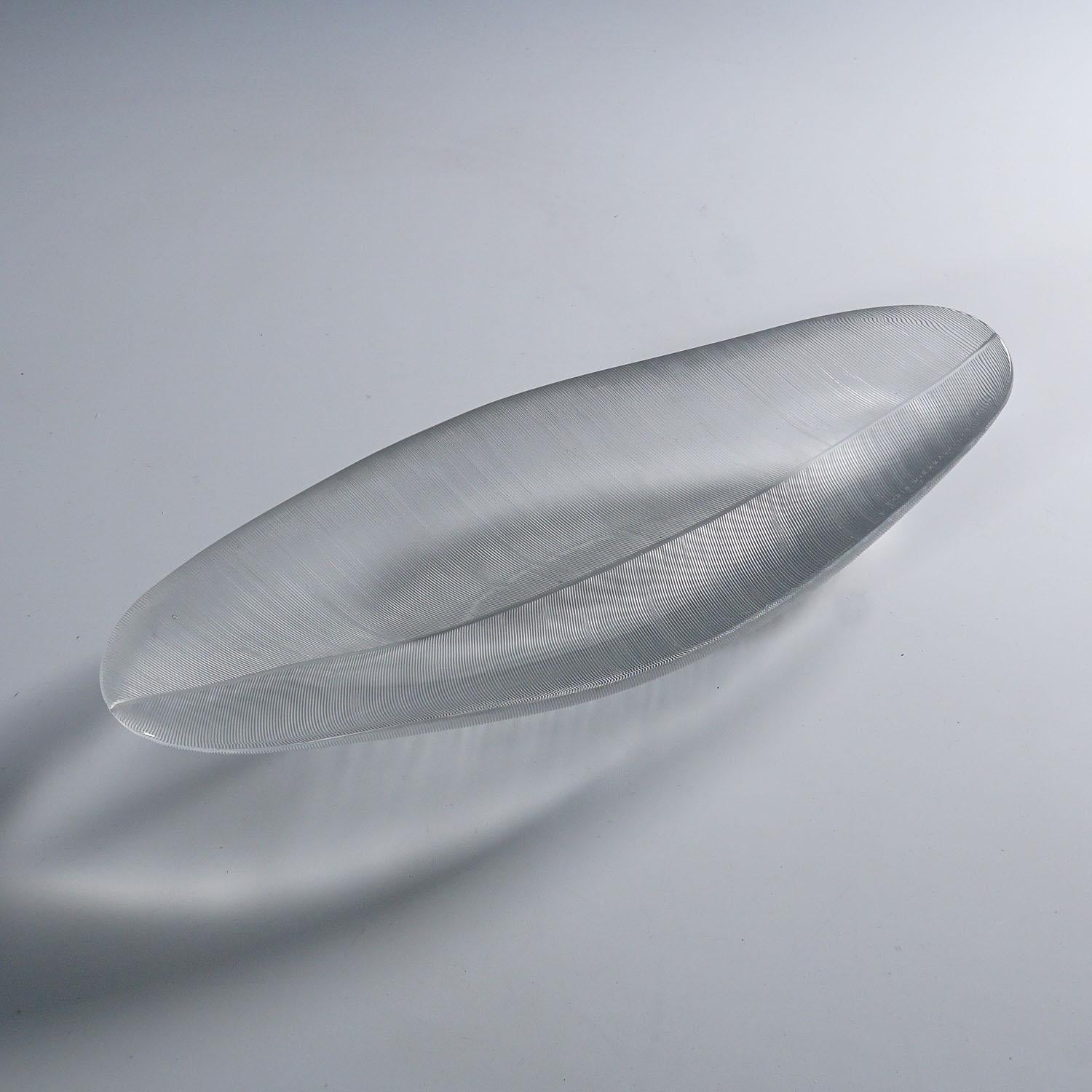 Finlandais Grand bol en verre d'art Vintage 'Sulka' par Tapio Wirkkala pour Iittala 1950s en vente