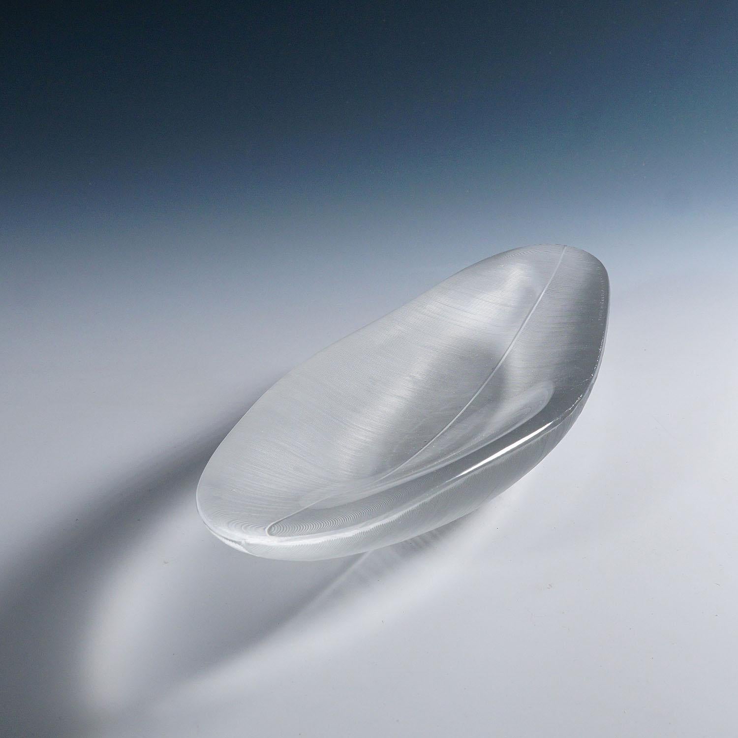 Verre d'art Grand bol en verre d'art Vintage 'Sulka' par Tapio Wirkkala pour Iittala 1950s en vente