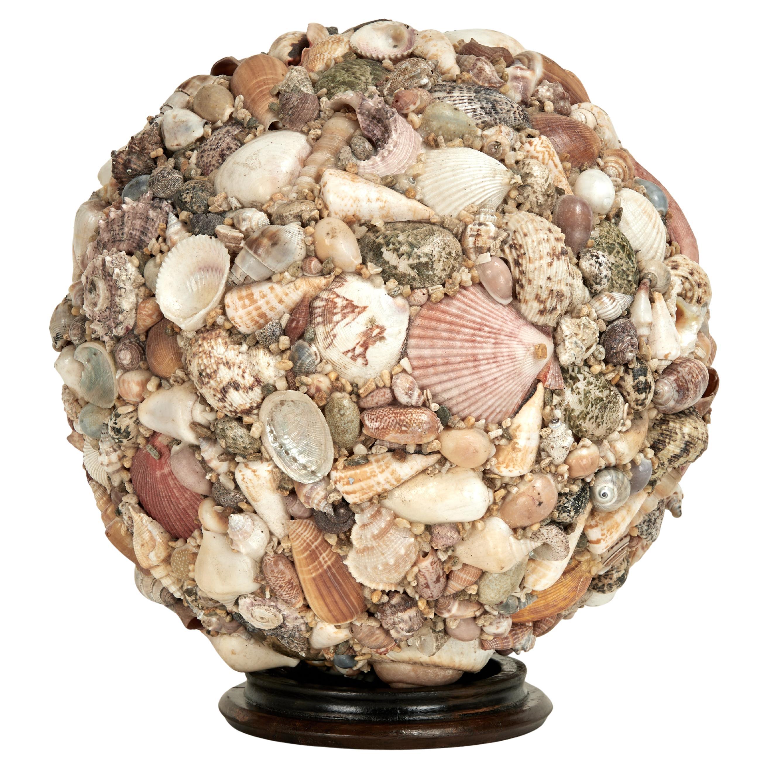 Large Vintage Artisan Crafted Seashell Encrusted Sphere in vendita