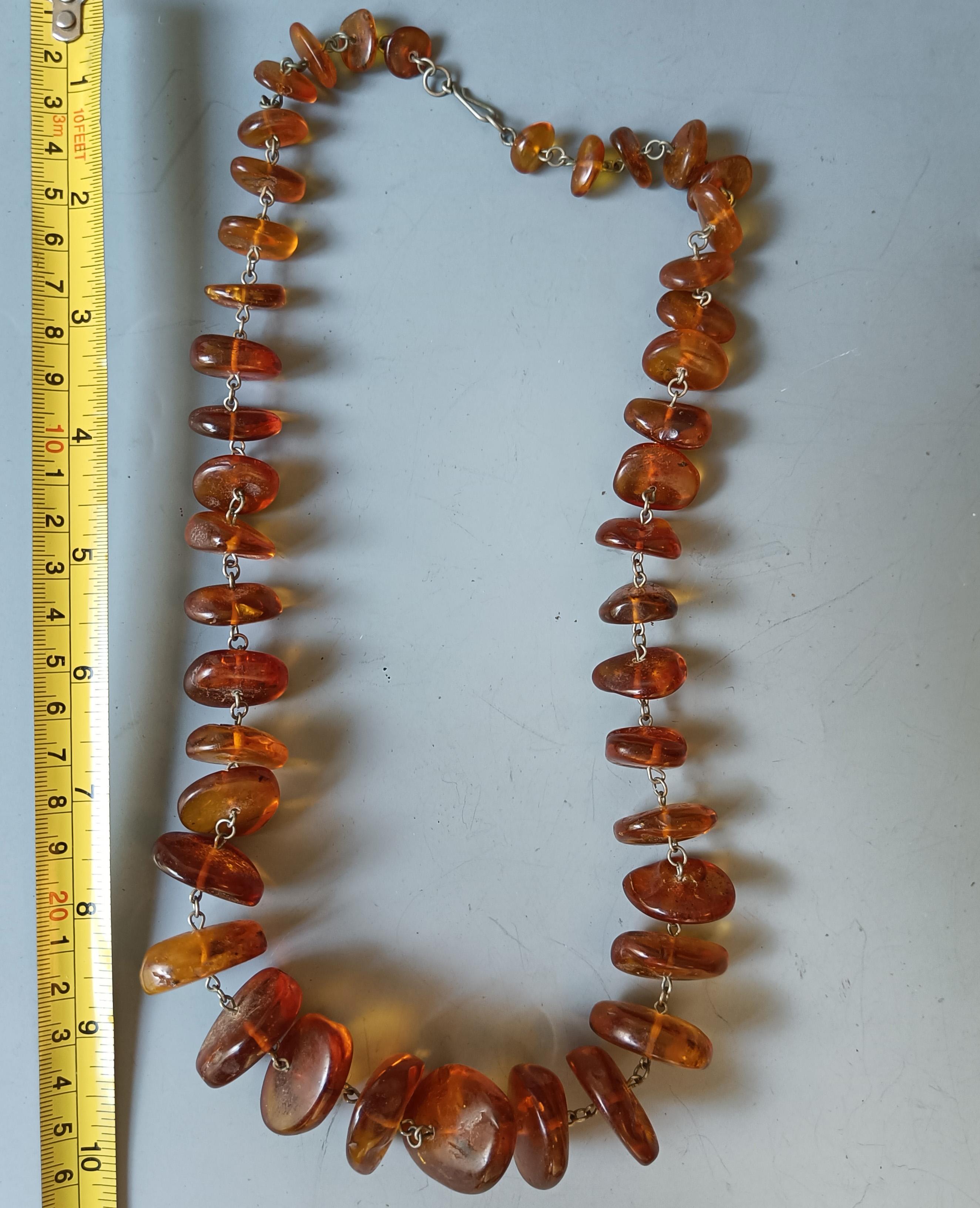 Large Vintage Baltic Amber Necklace jewellery gifts In Good Condition For Sale In London, GB
