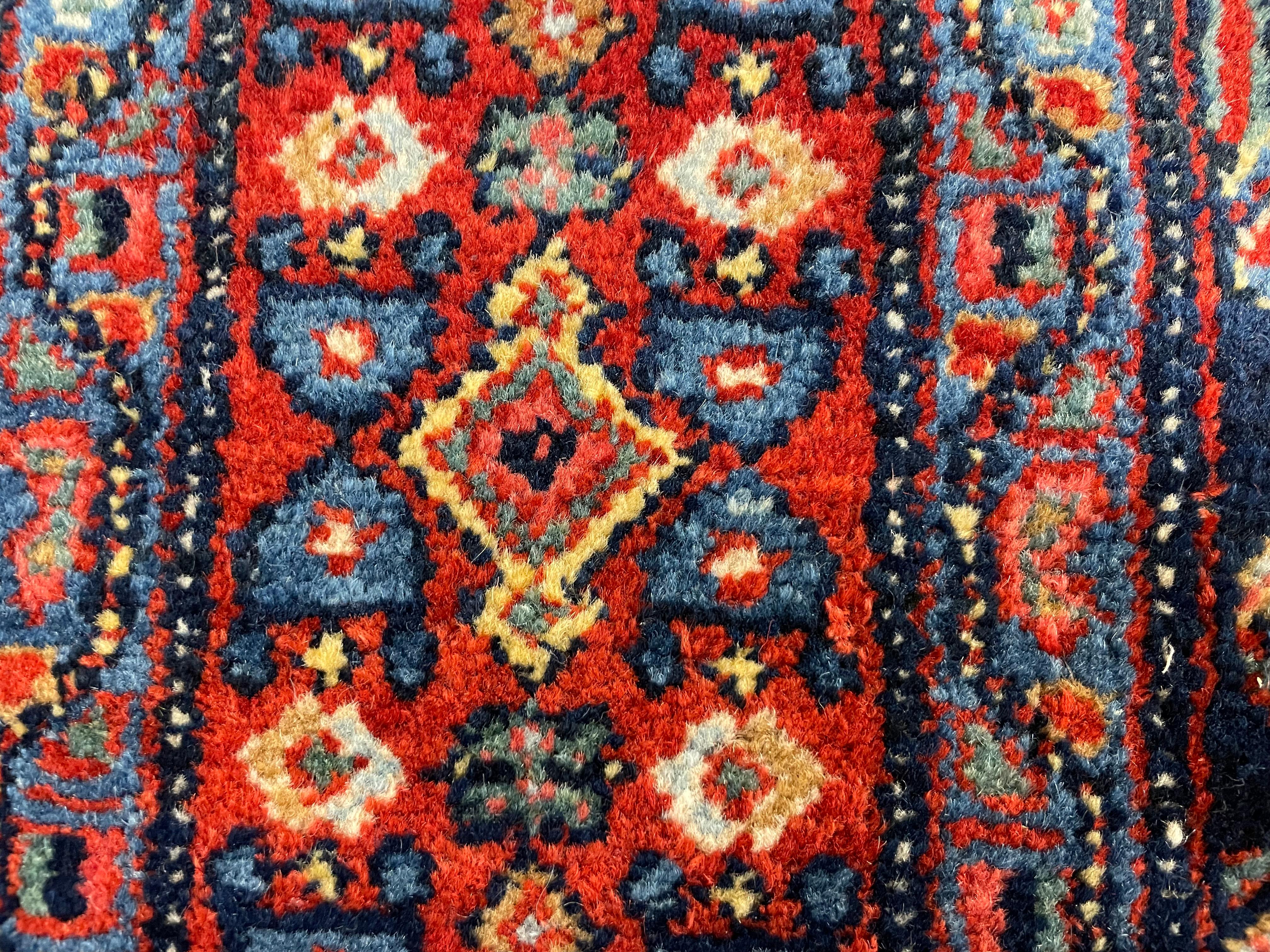 Large Vintage Bidjar Oriental Carpet Handwoven Deep Red Wool Living Room Rug For Sale 12
