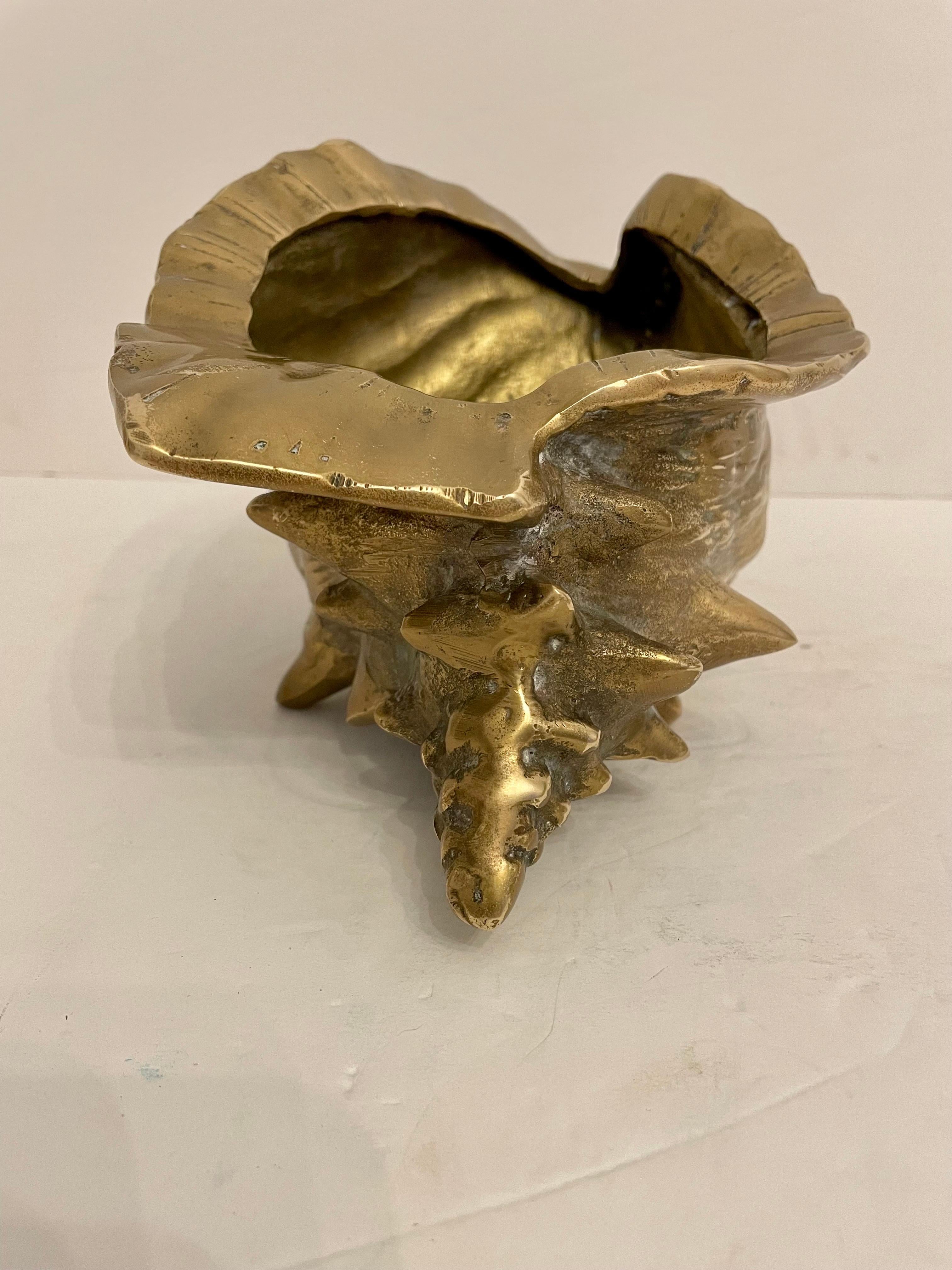 Large Vintage Brass Seashell Planter For Sale 1