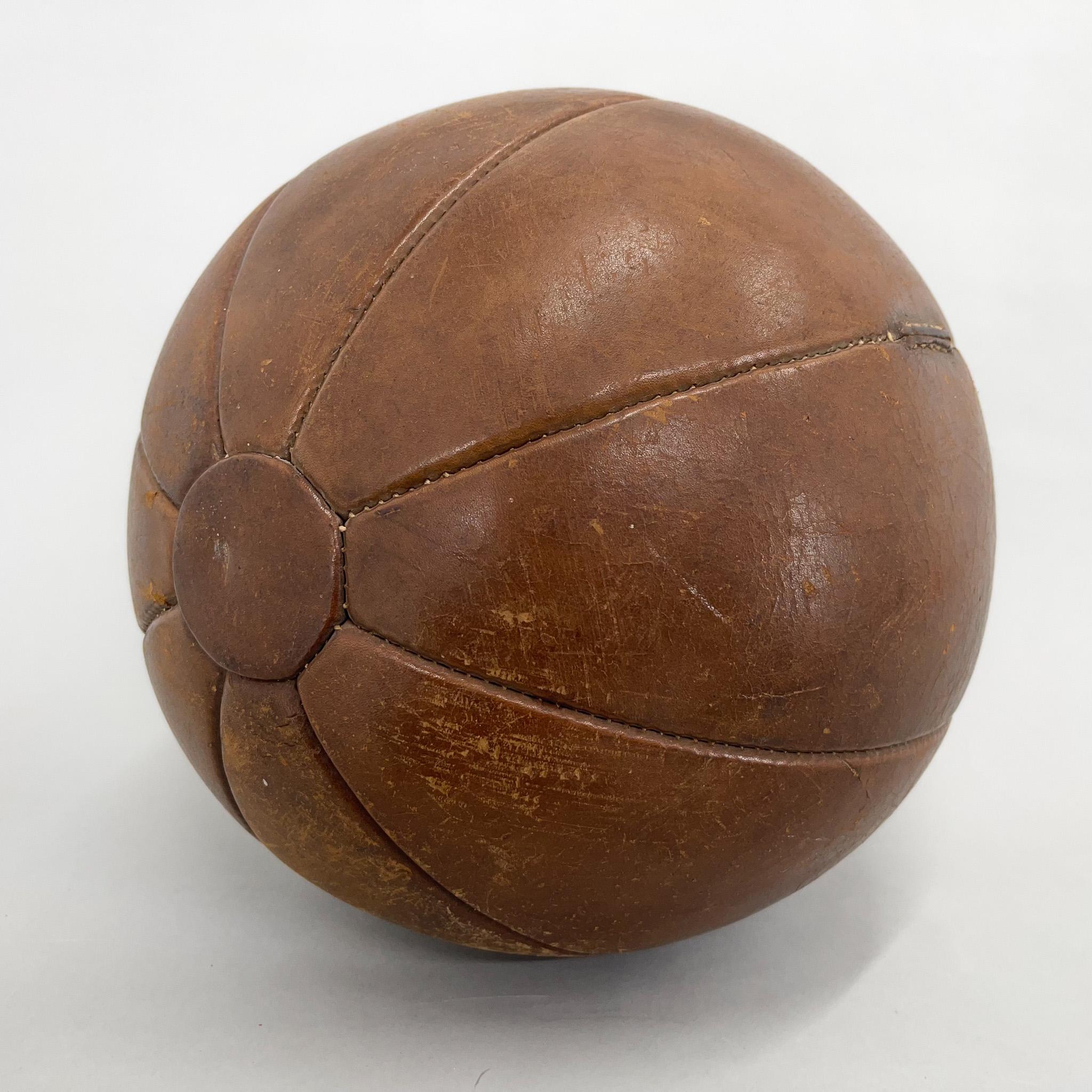 Large Vintage Brown Leather Medicine Ball, 1930s  For Sale 3