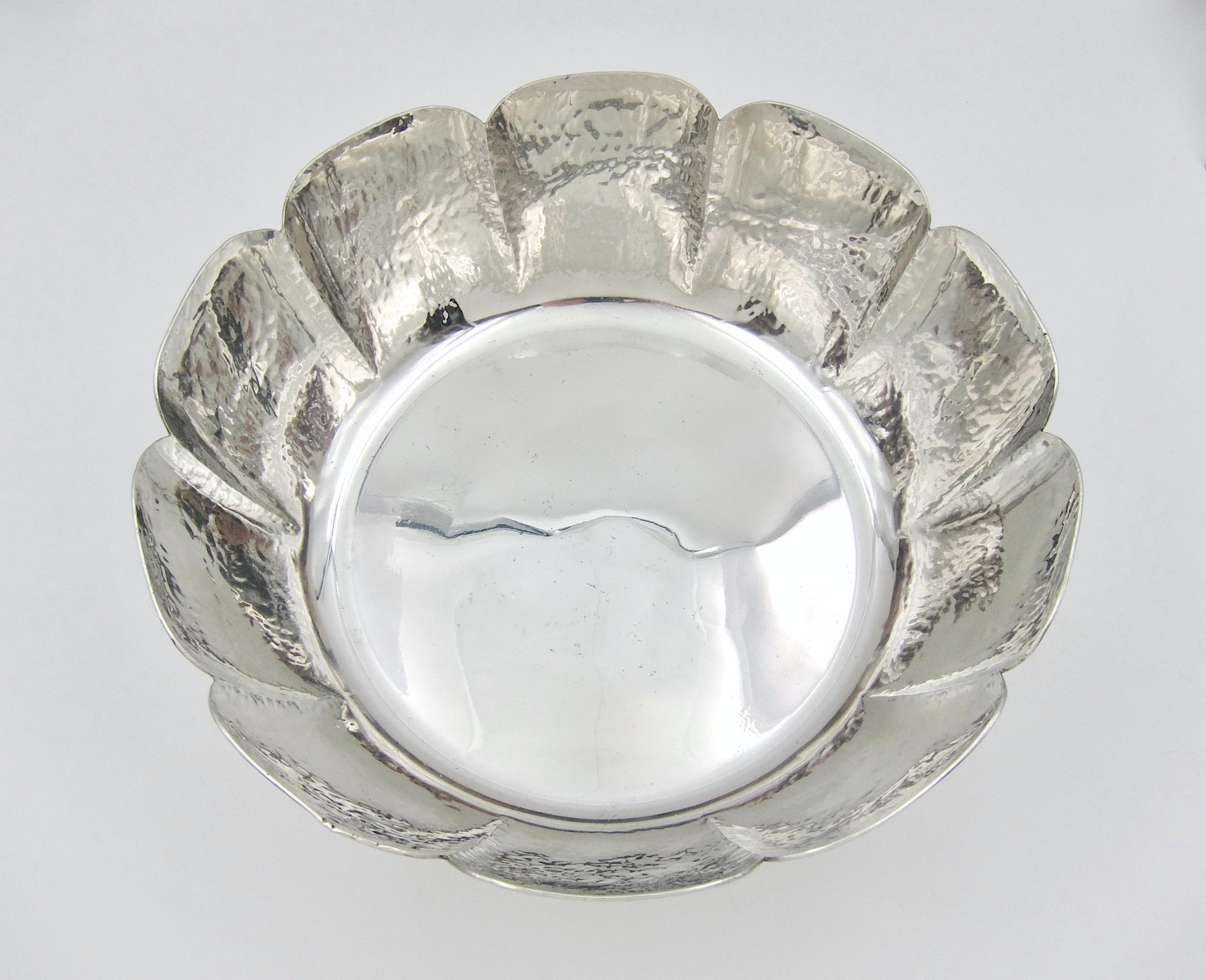 Large Cartier Bowl in Hammered and Highly Polished Pewter In Good Condition In Los Angeles, CA