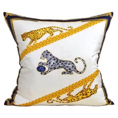 Grand coussin écharpe Cartier Jewelry bleu saphir or français