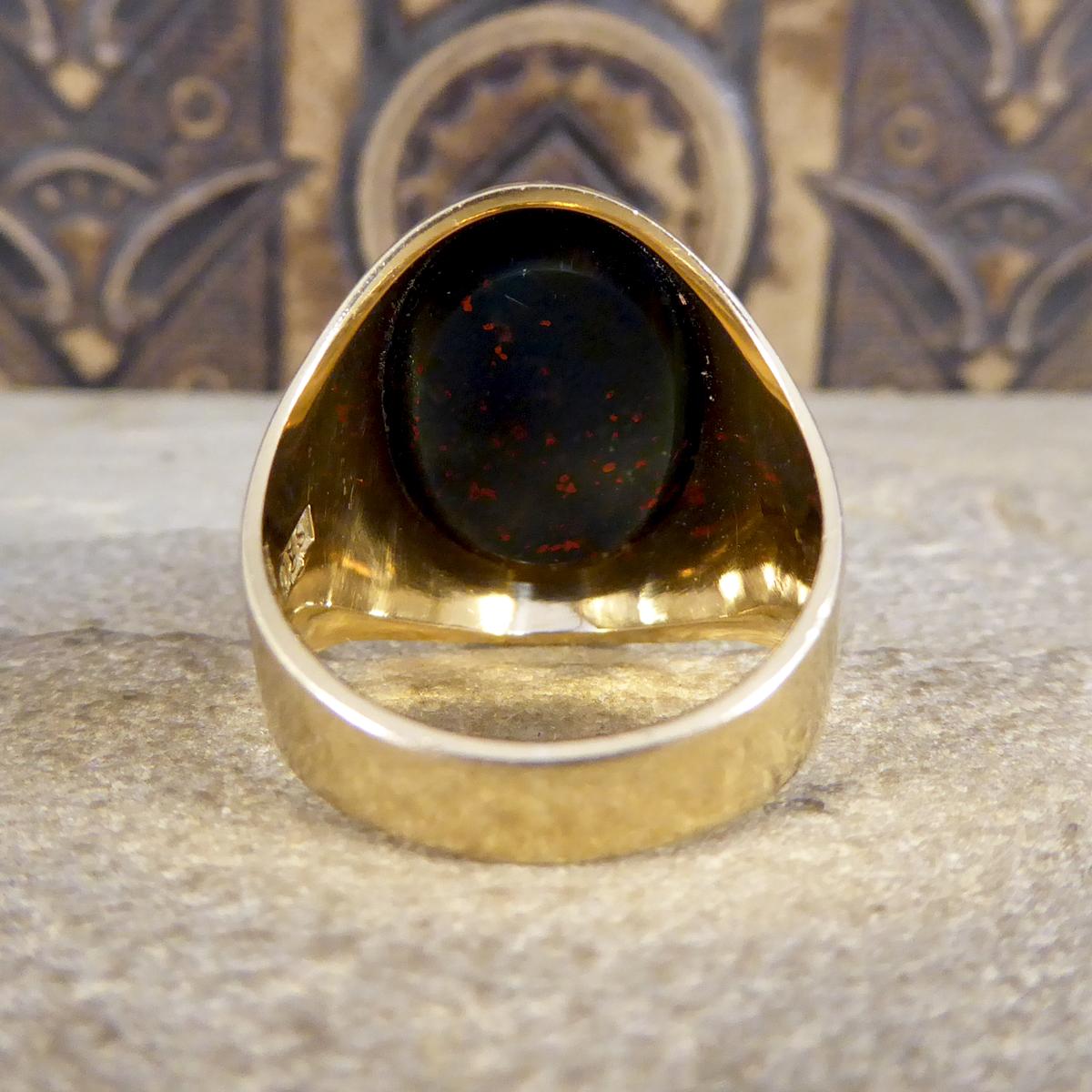 Large Vintage Carved Bloodstone Signet Ring in 18 Carat Yellow Gold In Good Condition In Yorkshire, West Yorkshire