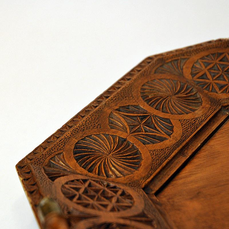 Scandinavian Large Vintage Carved Wood Tray or Plate from Scandinavia, 1920 For Sale