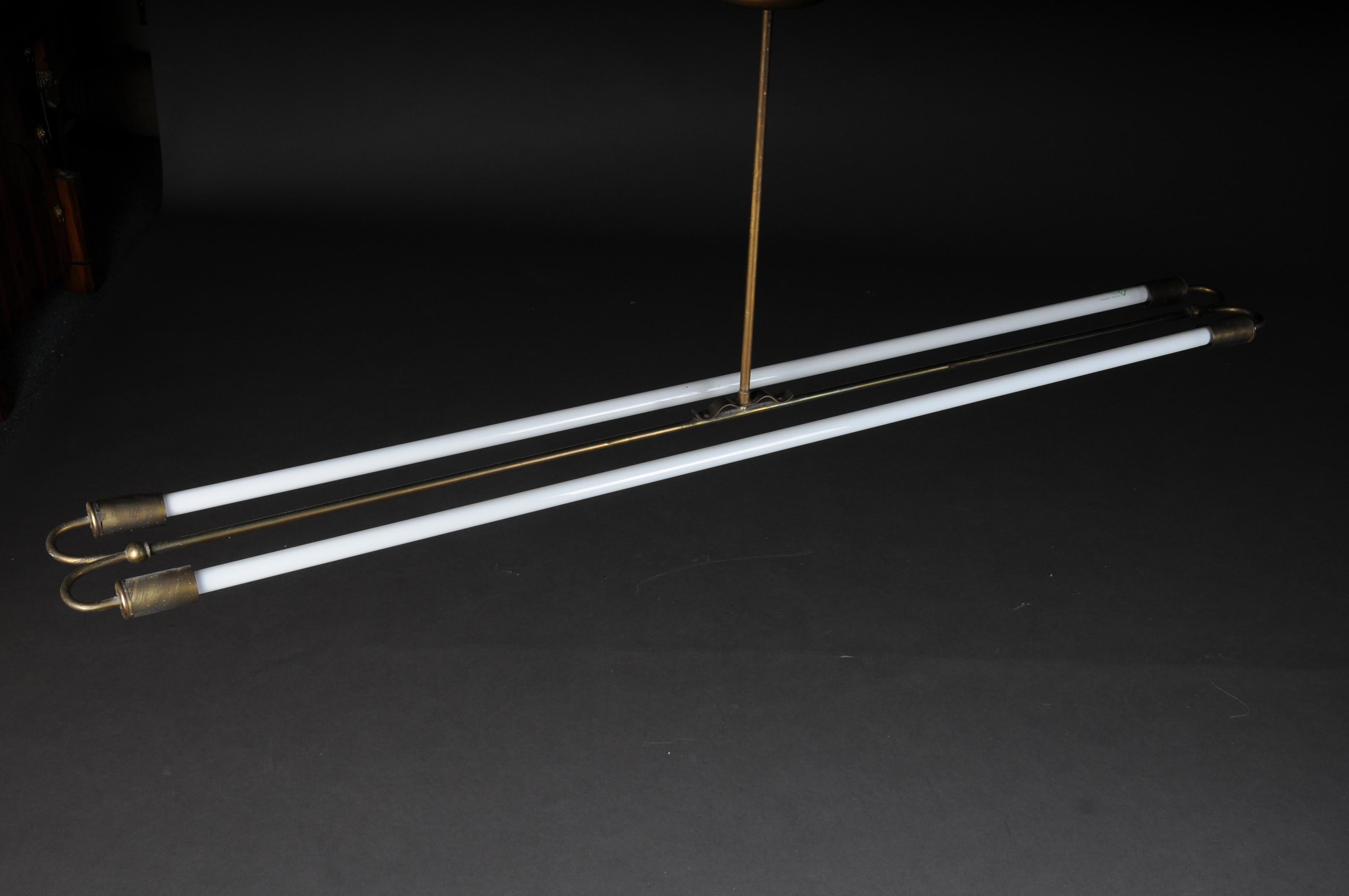 Große große Vintage-Deckenleuchte, Deckenlampe aus Messing mit Neonröhre, 1950er Jahre im Angebot 1