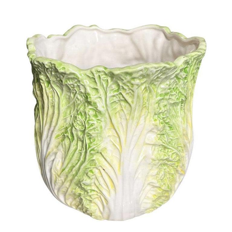 Céramique Grand vase Bok Choy vintage peint à la main en vert et blanc en vente