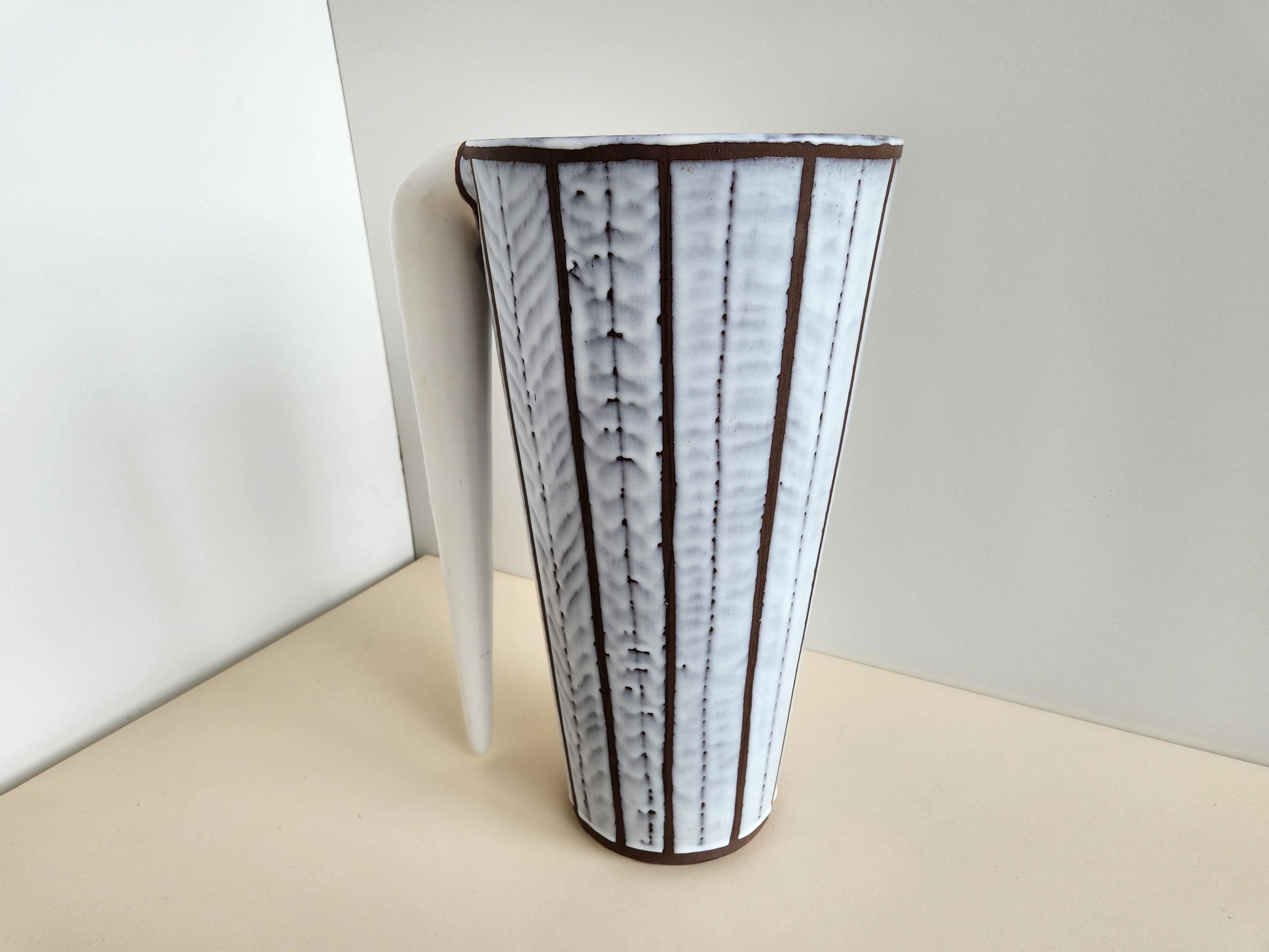 Francese Roger Capron - Vaso grande in ceramica vintage con manico in vendita