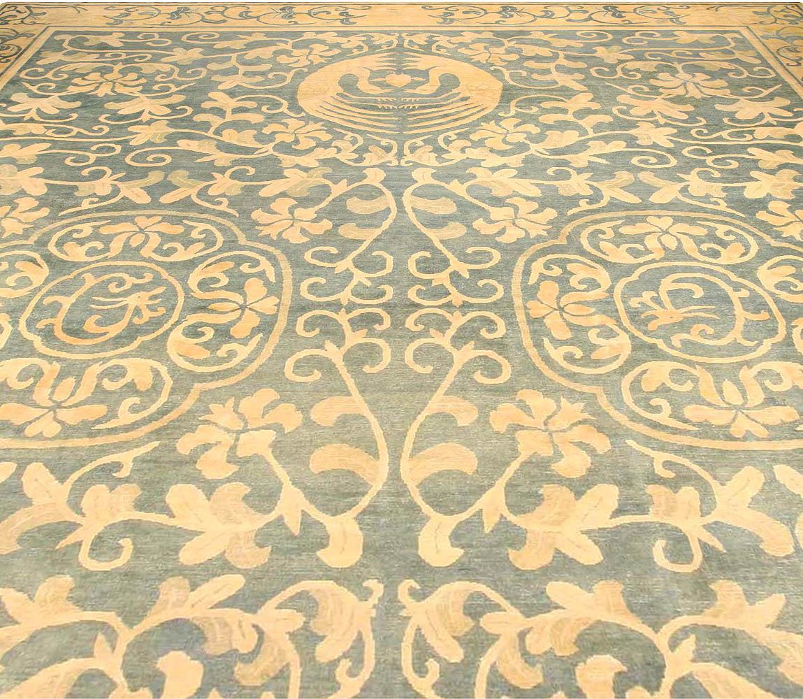 Large vintage Chinese Art Deco carpet, antique washed.
Size: 14'10