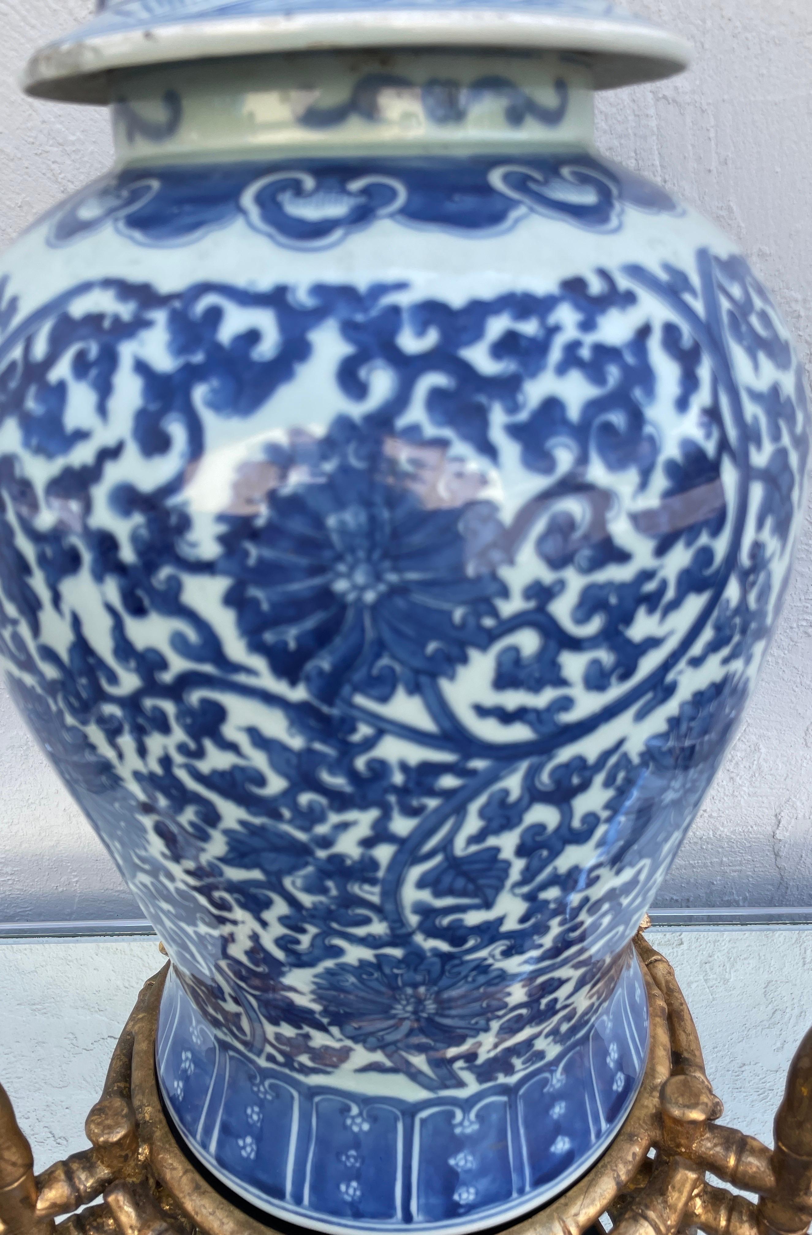 Chinoiserie Large Vintage Chinese Blue & White Ginger Jar on Gilded Stand For Sale