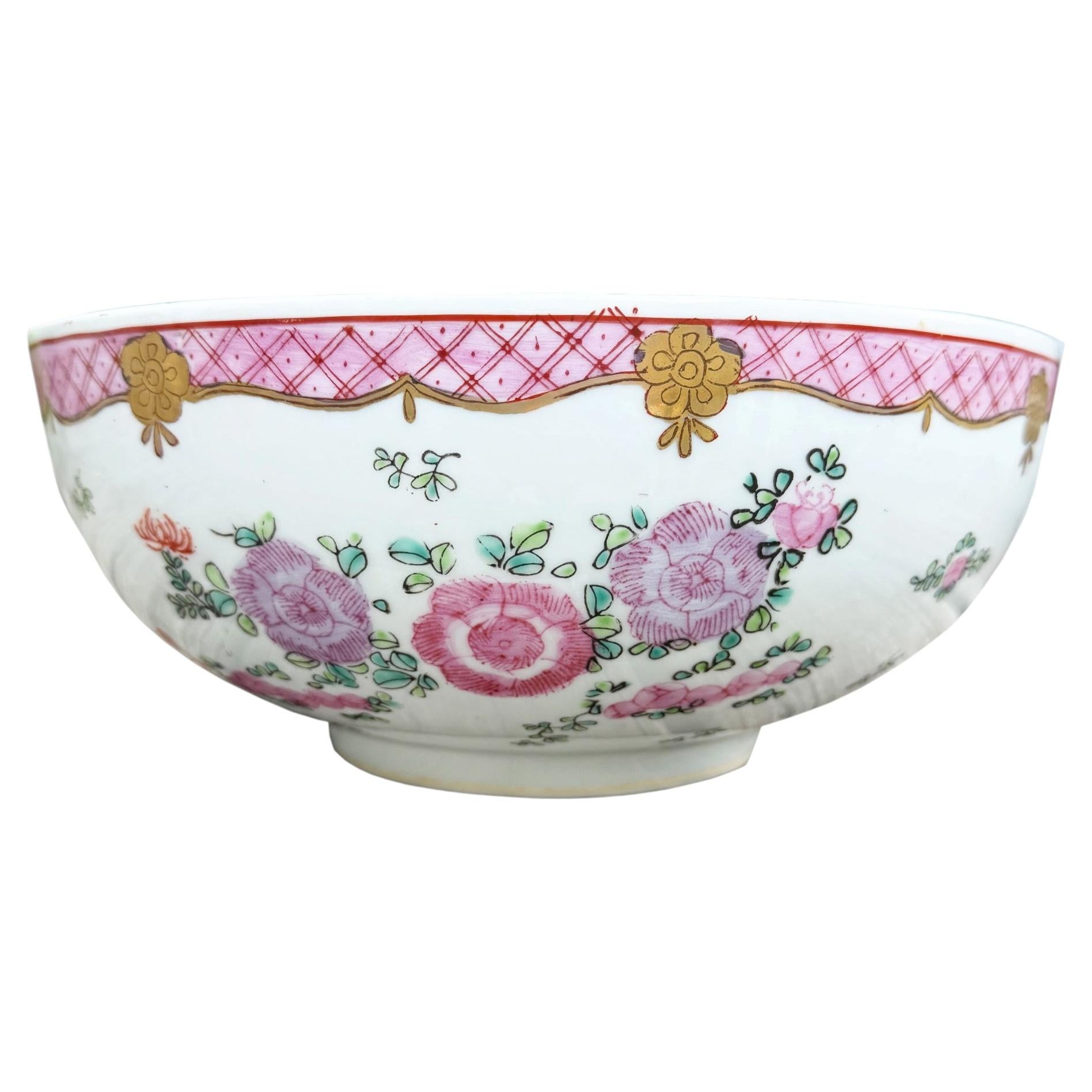 Grand bol vintage en porcelaine chinoise « Famille Rose », peint à la main, à motifs floraux roses