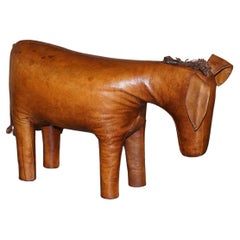 Grande sgabello vintage degli anni '40 circa di Abercrombie & Fitch in pelle marrone con pony d'asino