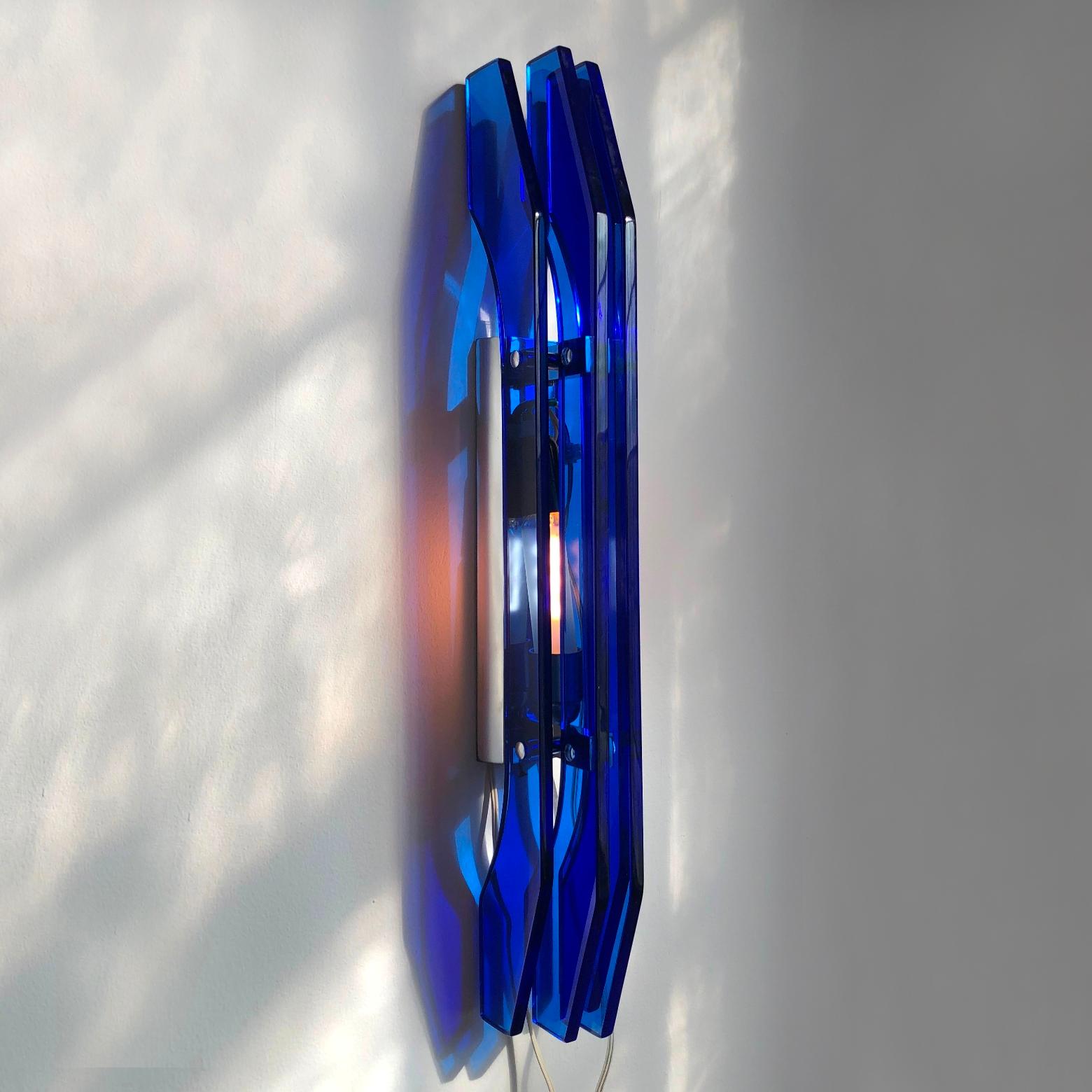 Exceptional Indigo Blue Glass Large Pair of Sconces by Cristal Art, Italy 1970s For Sale 4