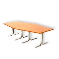 Large vintage conference table / dining table by Lübke from the 70s. The table h