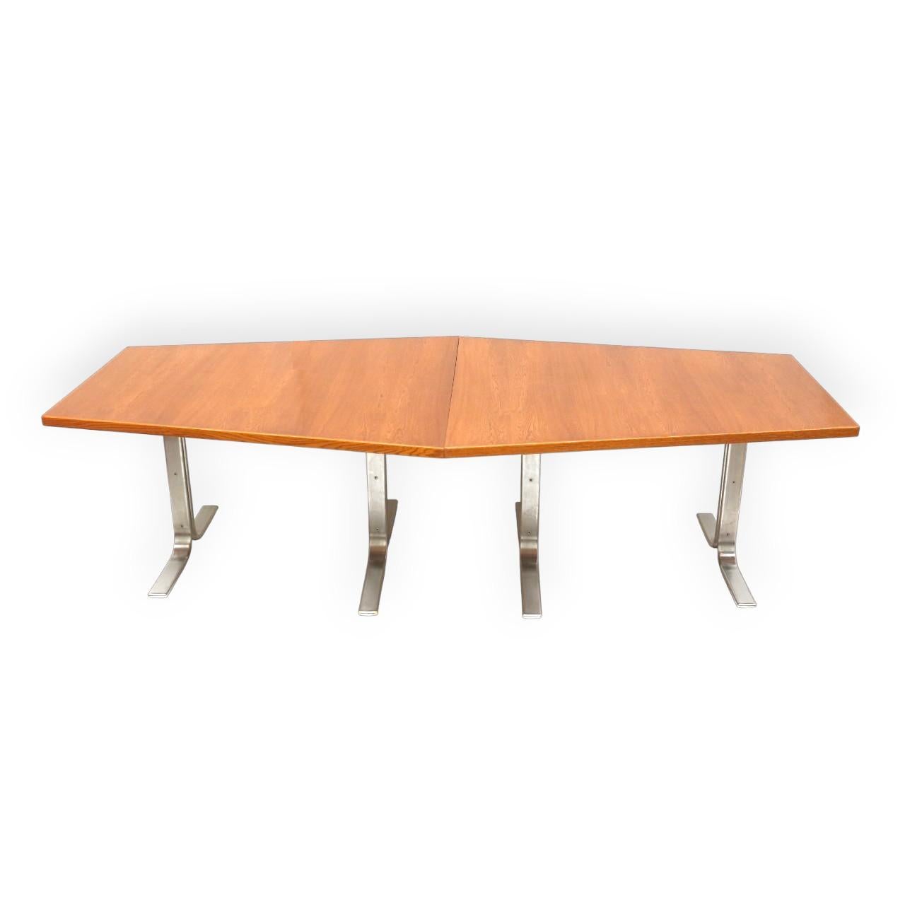 Mid-Century moderno Grande tavolo da conferenza / tavolo da pranzo vintage di Lübke degli anni '70. Il tavolo H. H. in vendita