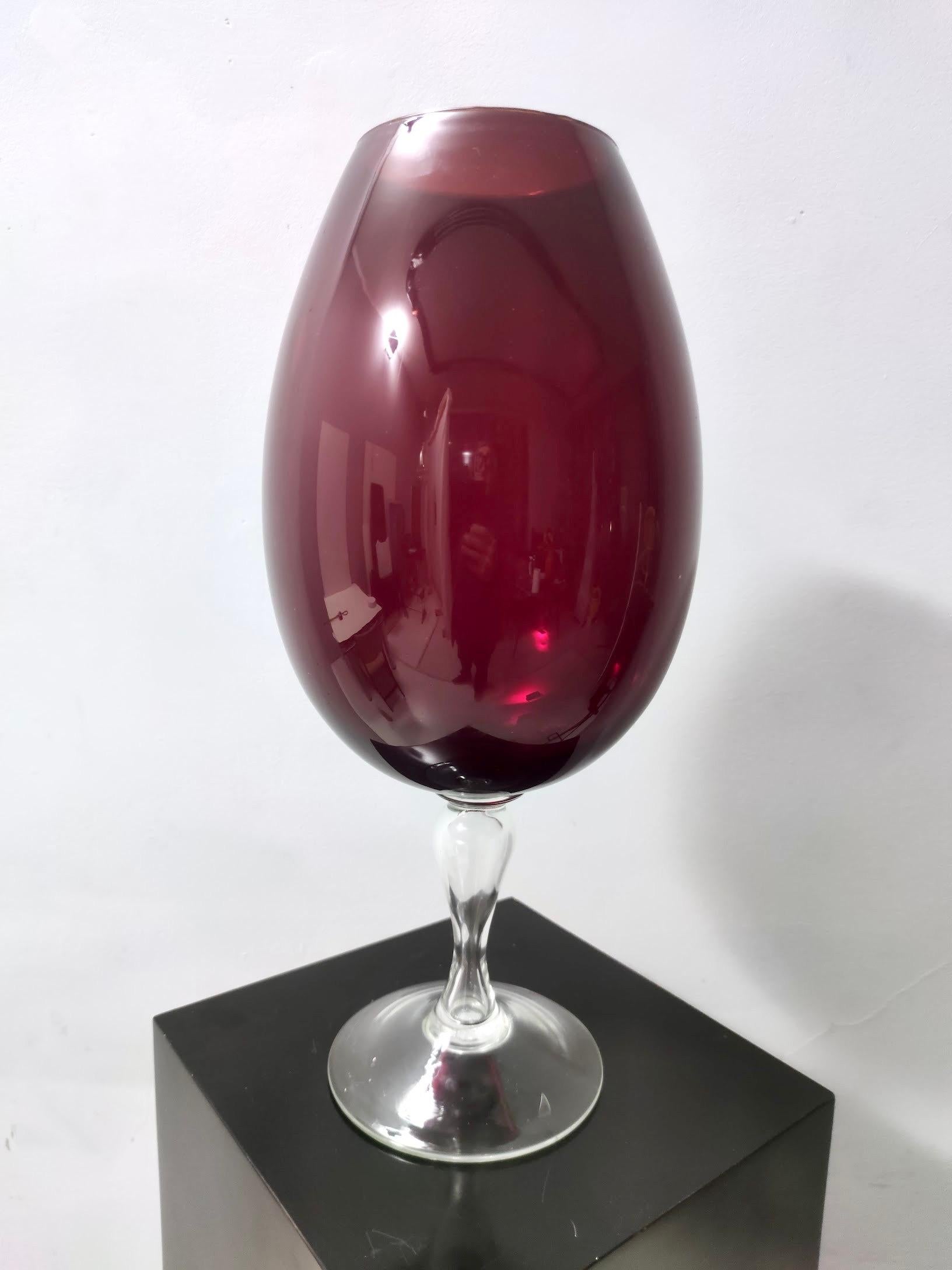 Mid-20th Century Large Vintage Crimson Hand-Blown Glass Vase, Empoli, Italy For Sale
