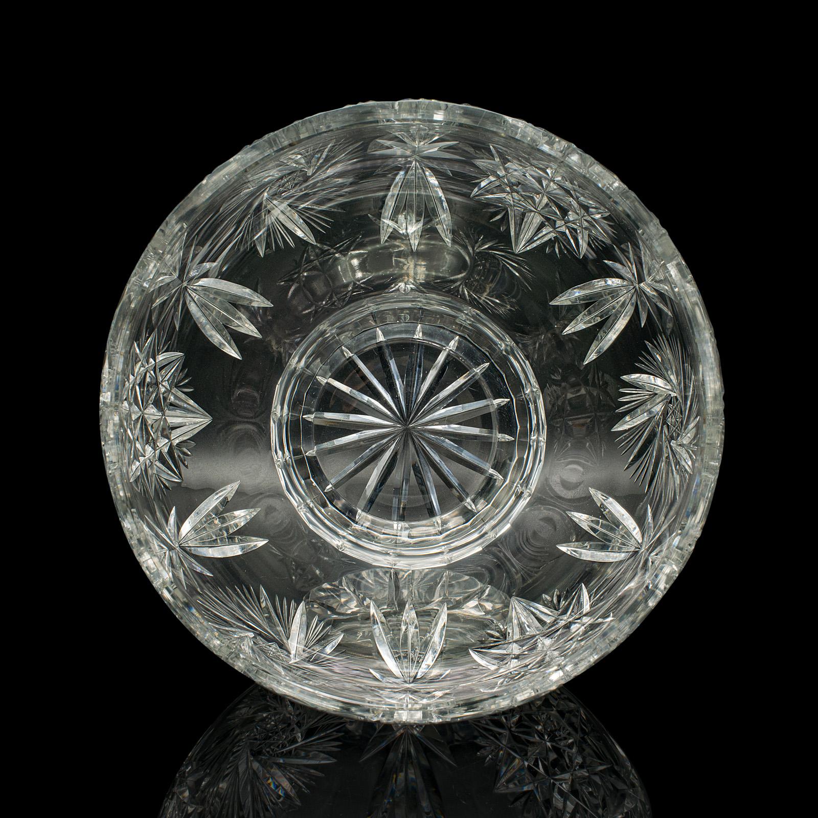 Large Vintage Crystal Fruit Bowl, English, Cut Glass, Decorative, Serving Dish For Sale 1