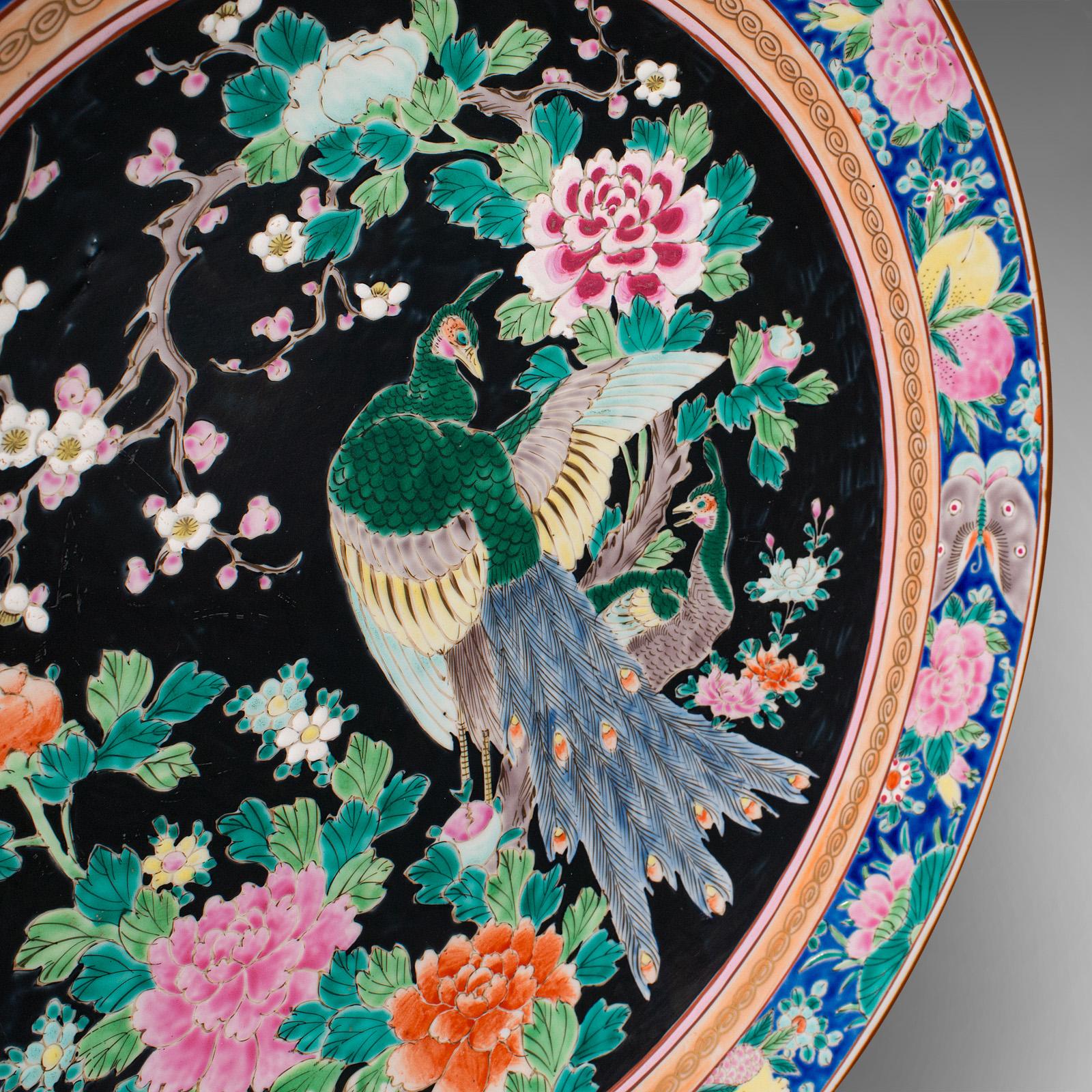 Céramique Grand chargeur décoratif vintage, japonais, assiette de service, montage mural, Art Deco en vente