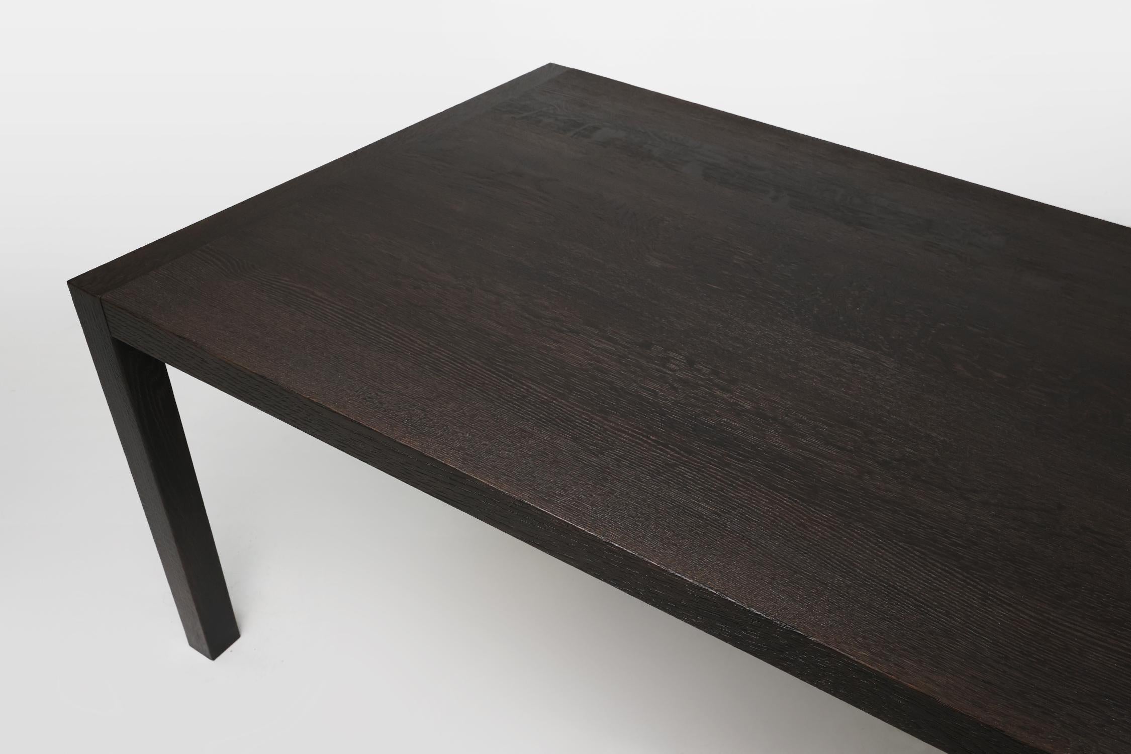 Gran mesa de comedor Vintage de roble ennegrecido, Bélgica ca. 1980 Roble en venta