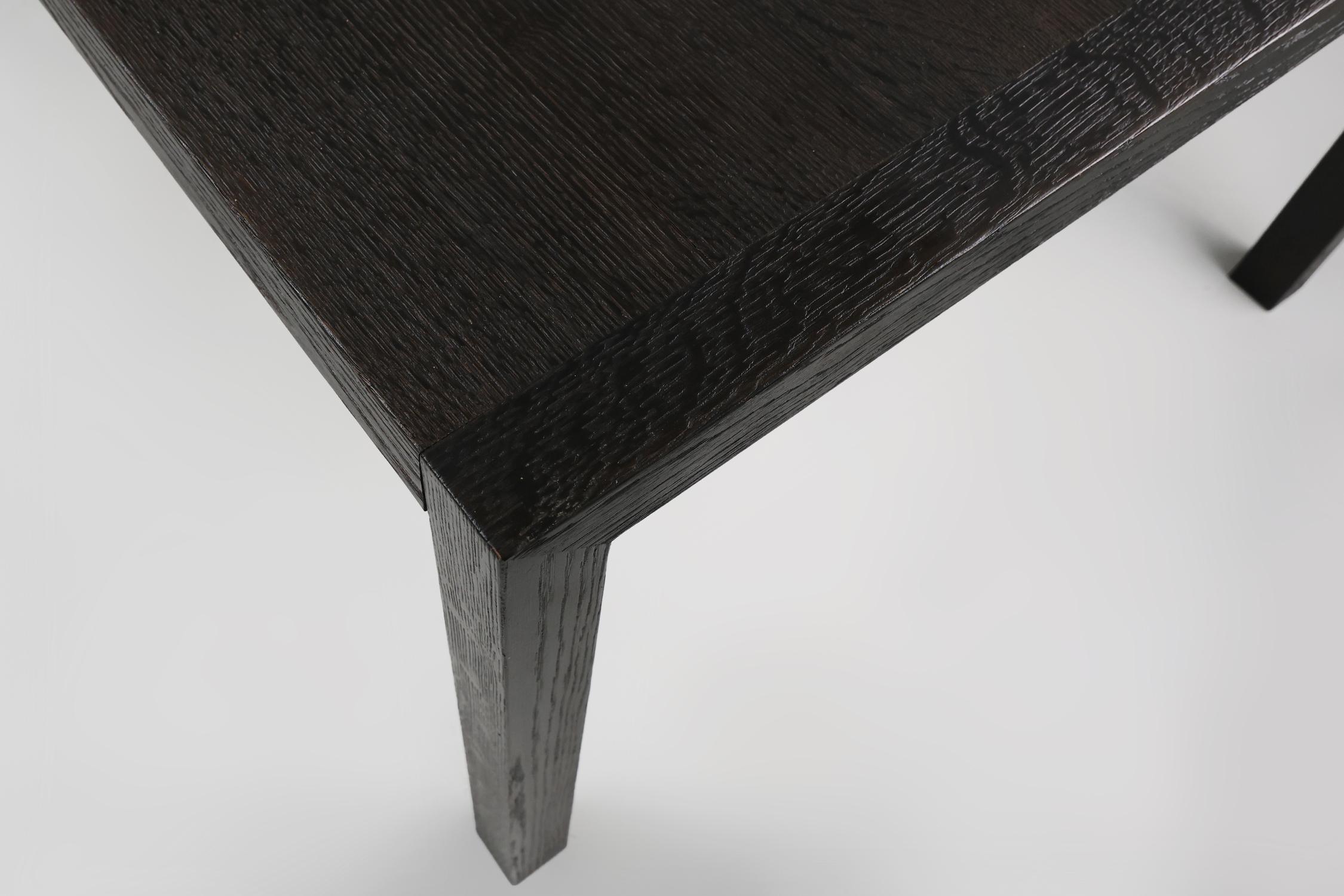 Gran mesa de comedor Vintage de roble ennegrecido, Bélgica ca. 1980 en venta 1