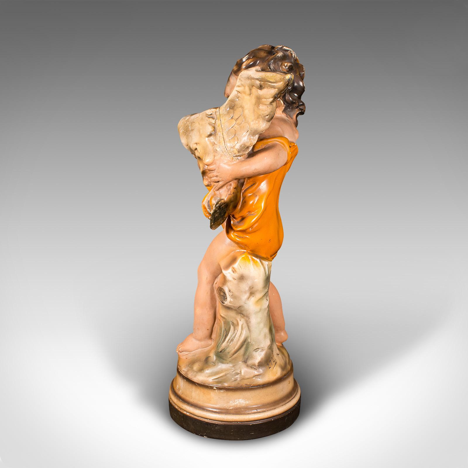 20ième siècle Grande figurine d'exposition vintage anglaise, plâtre, ornement décoratif Art déco en vente