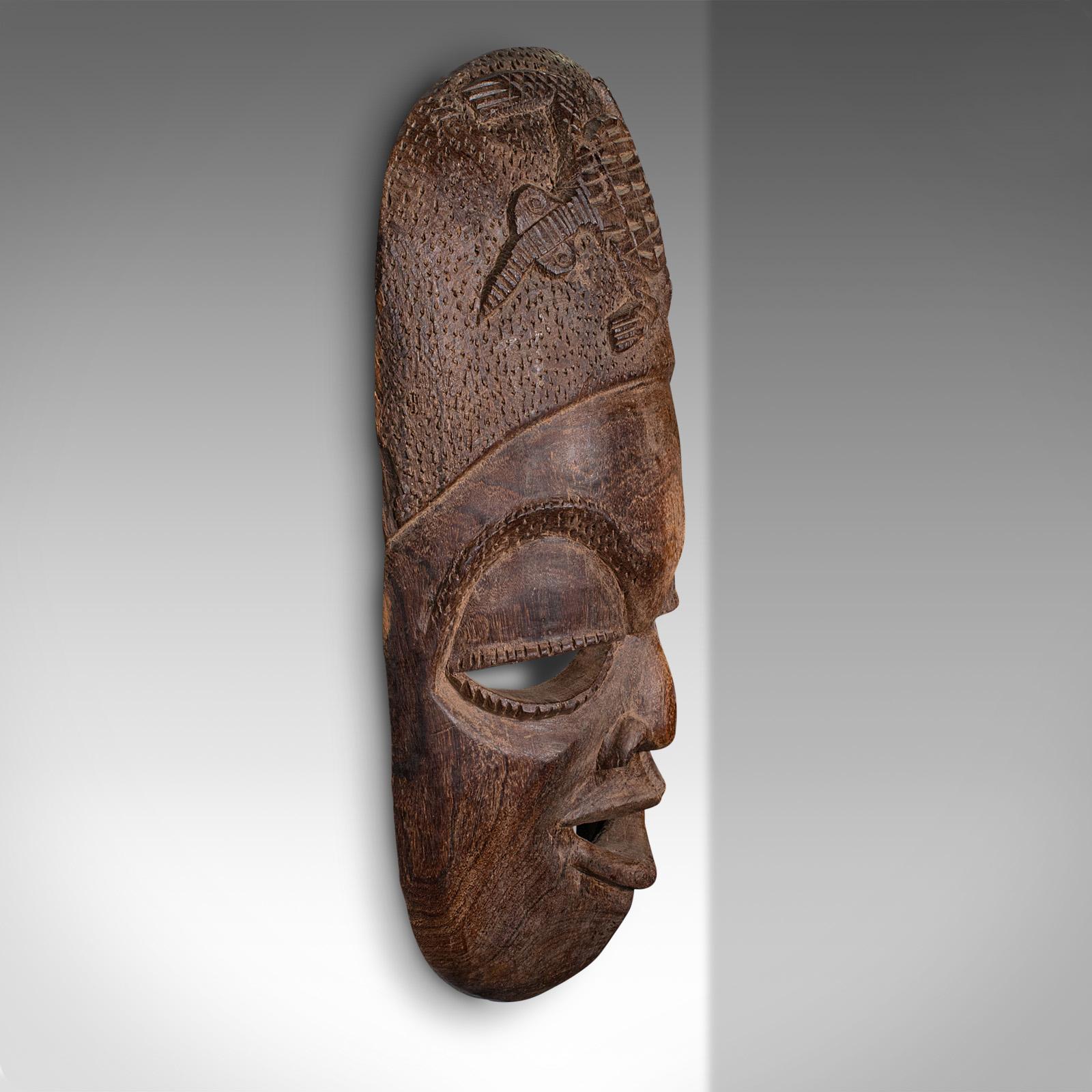 Malawien Grand masque d'exposition vintage, africain, bois de fer, sculpté à la main, cérémoniel, tribal en vente