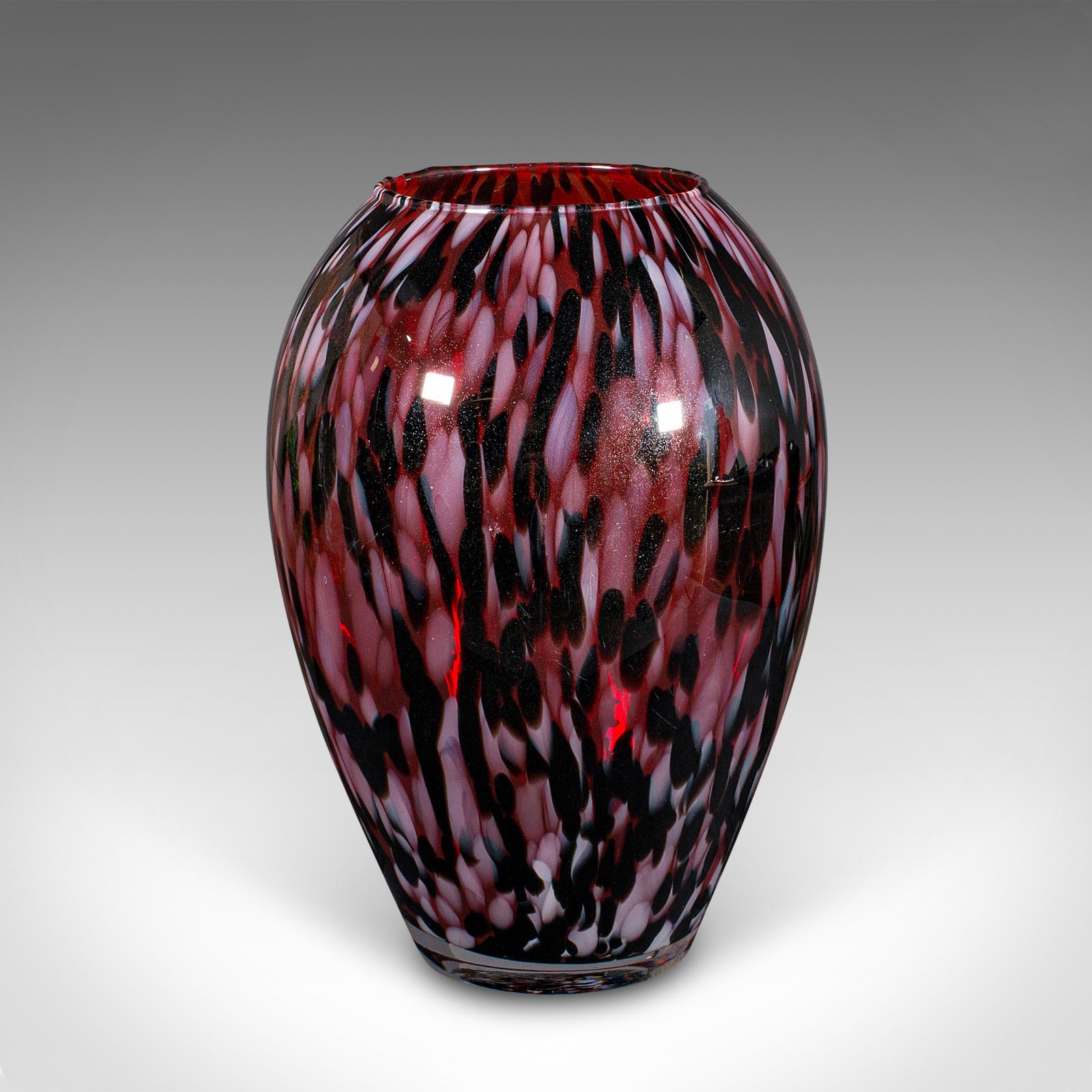 20ième siècle Grand vase d'exposition italien, verre d'art, urne à fleurs, Murano, vers 1970 en vente