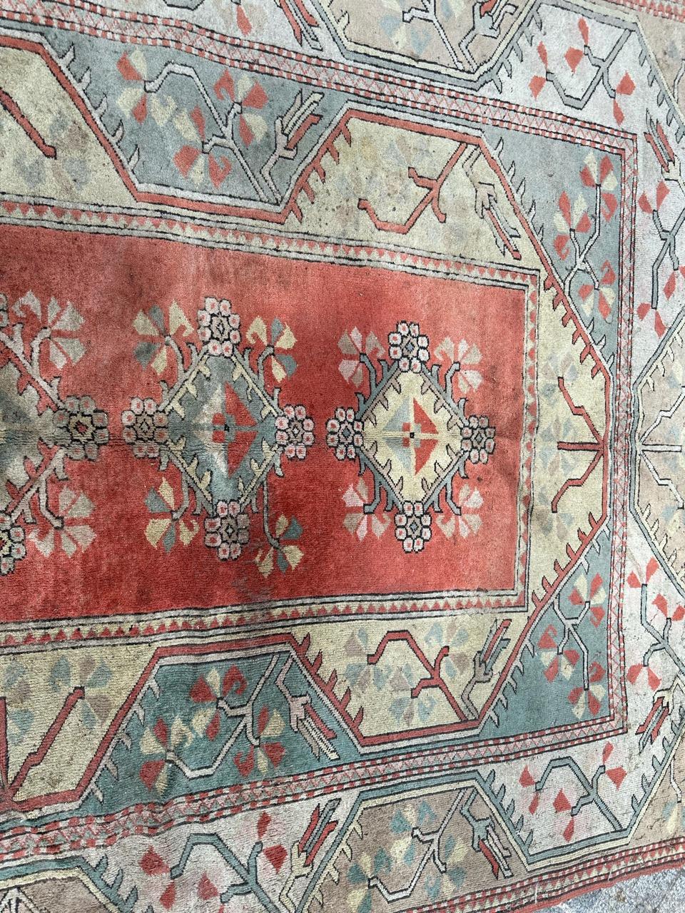 Großer türkischer Kars-Teppich im Used-Look (Handgeknüpft) im Angebot