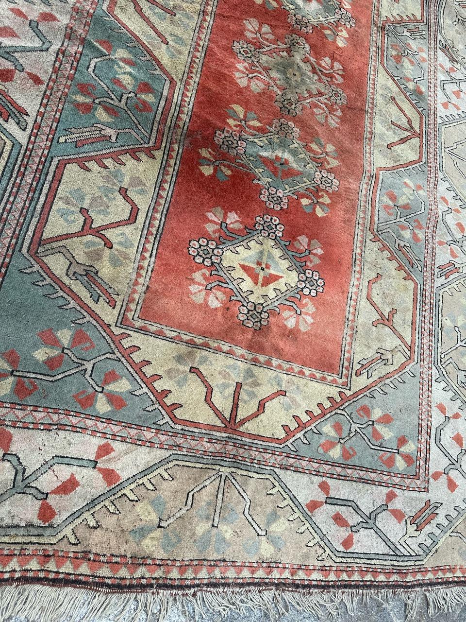 Großer türkischer Kars-Teppich im Used-Look (Ende des 20. Jahrhunderts) im Angebot