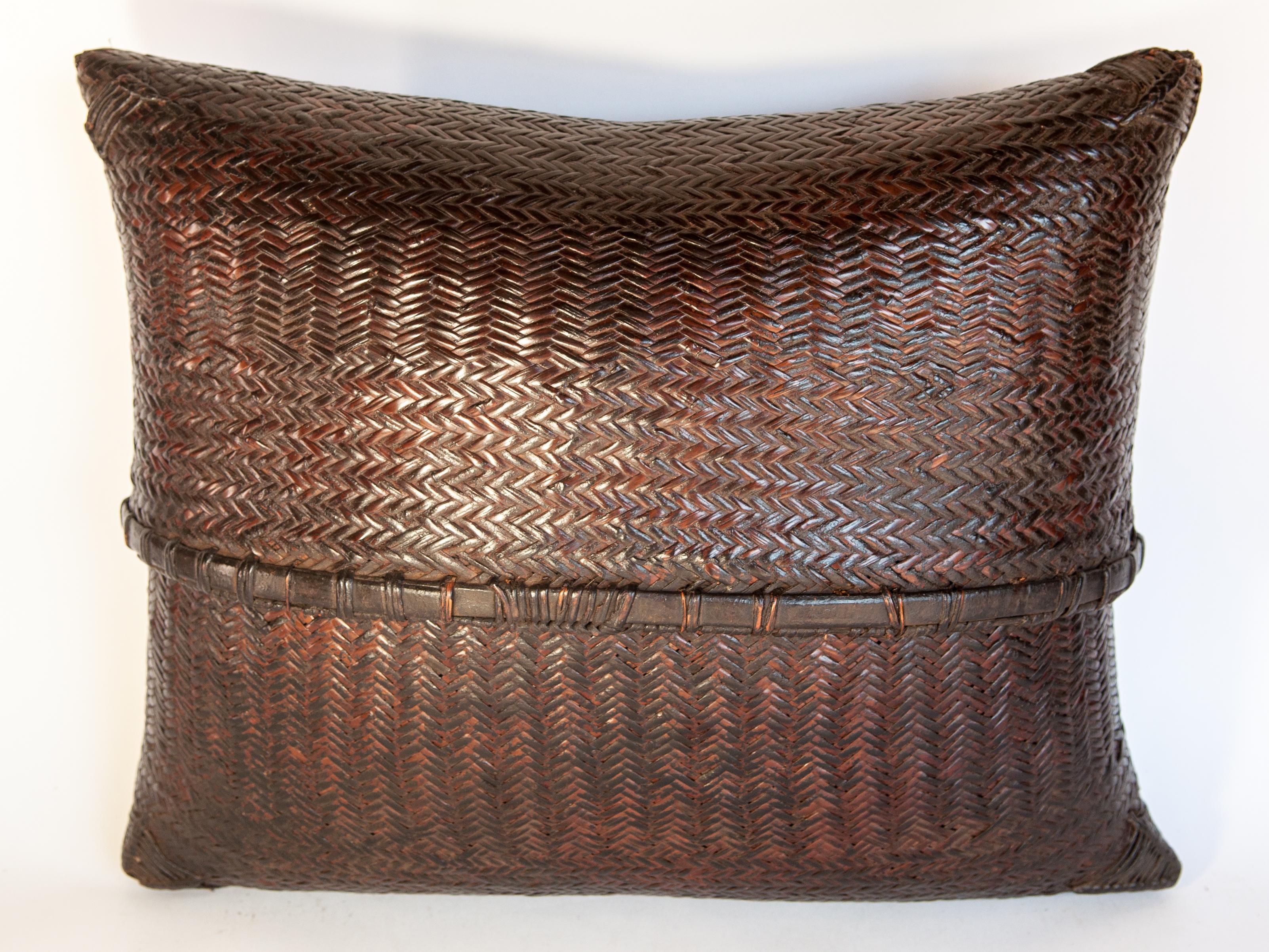 Large Vintage Double Weave Pouch Basket, Nepal, Mid-20th Century 2