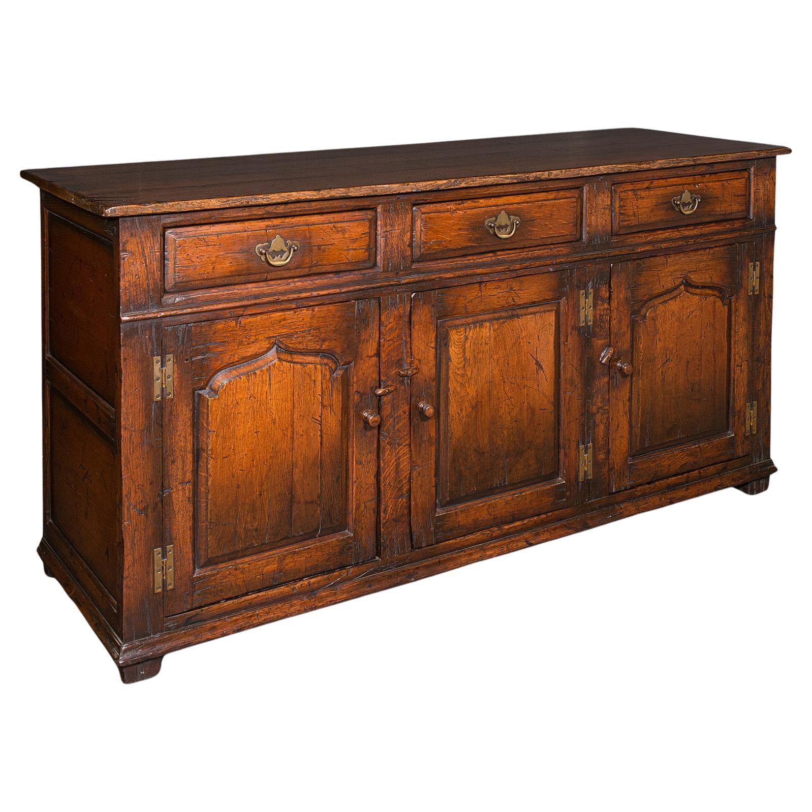 Grande base de commode vintage, anglais, Oak, Georgian Revive, Cabinet, Circa 1980 en vente