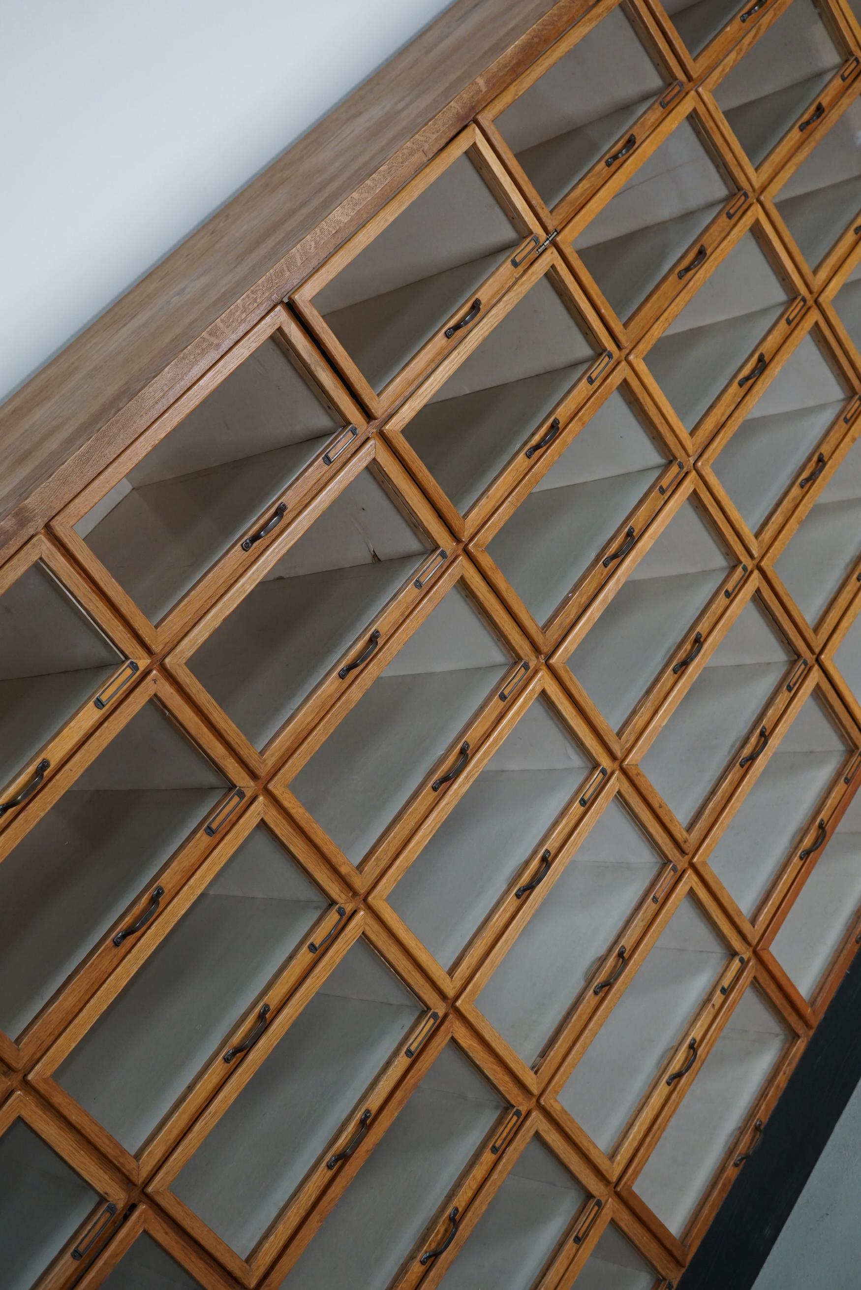 Grande mobile da merceria vintage in Oak Oak, anni '1950 in vendita 11